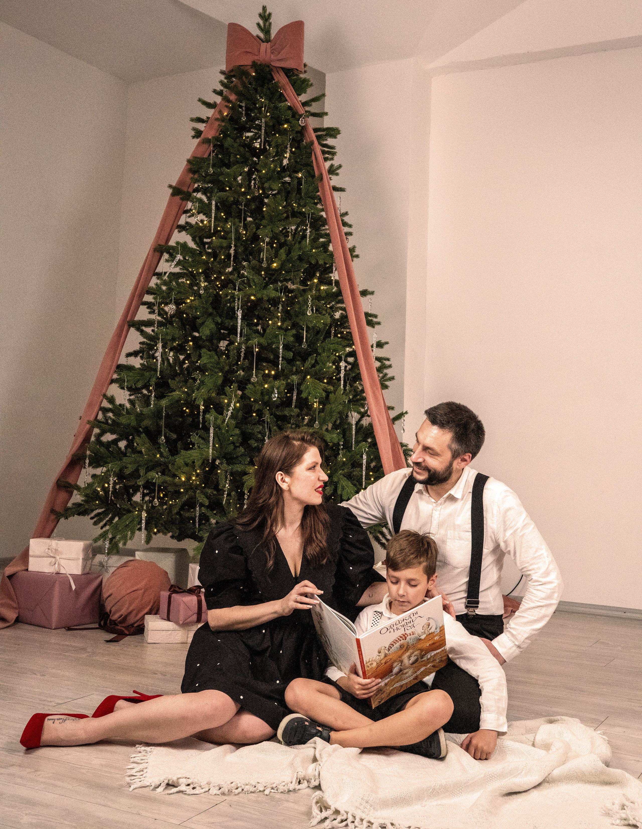 Семья. Студийный и портретный фотограф в САНКТ-ПЕТЕРБУРГЕИрина Махаон