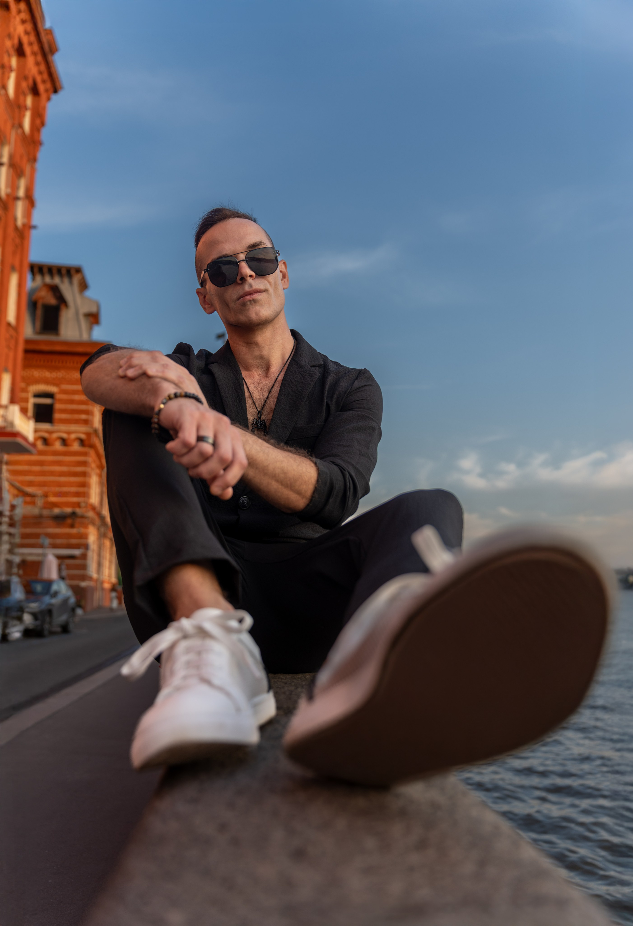 Мужская стрит фотосессия. Портретный фотограф в Москве Фарид Леонов