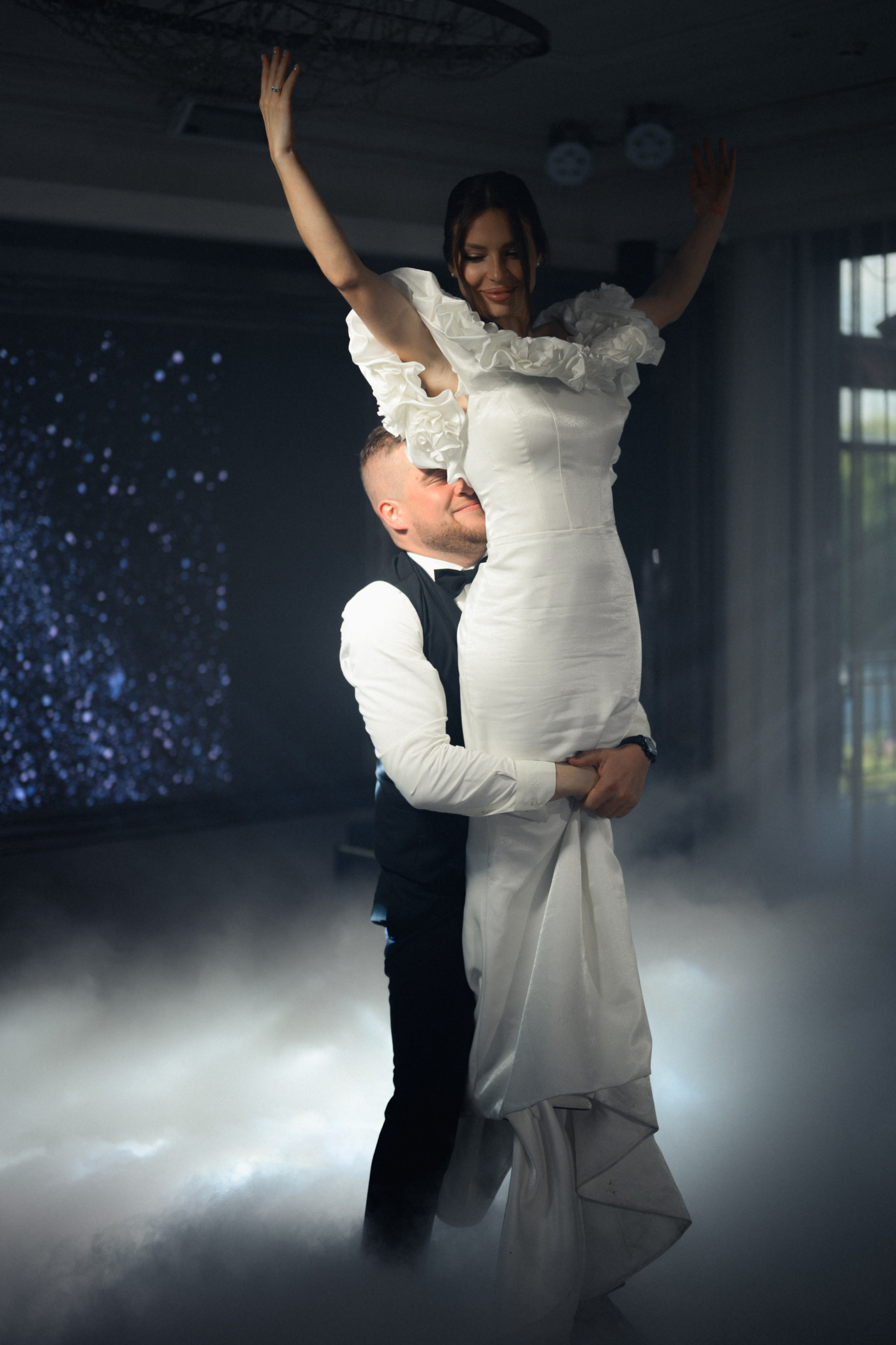 Мария и Никита. Бунгало в Москве.Аренда Бунгало в Мск