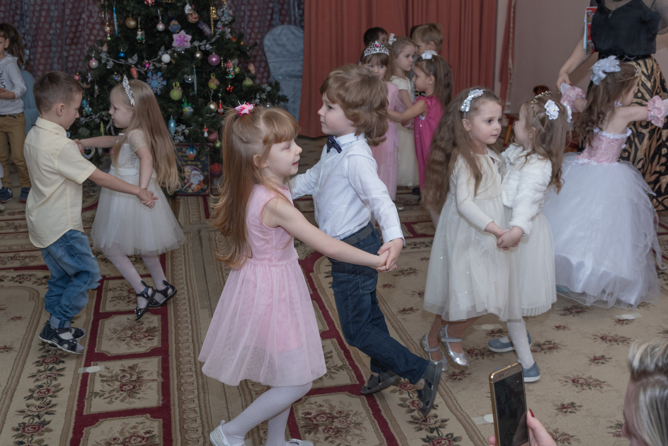 Ёлка в детском саду. Фотограф Евгений Симохин