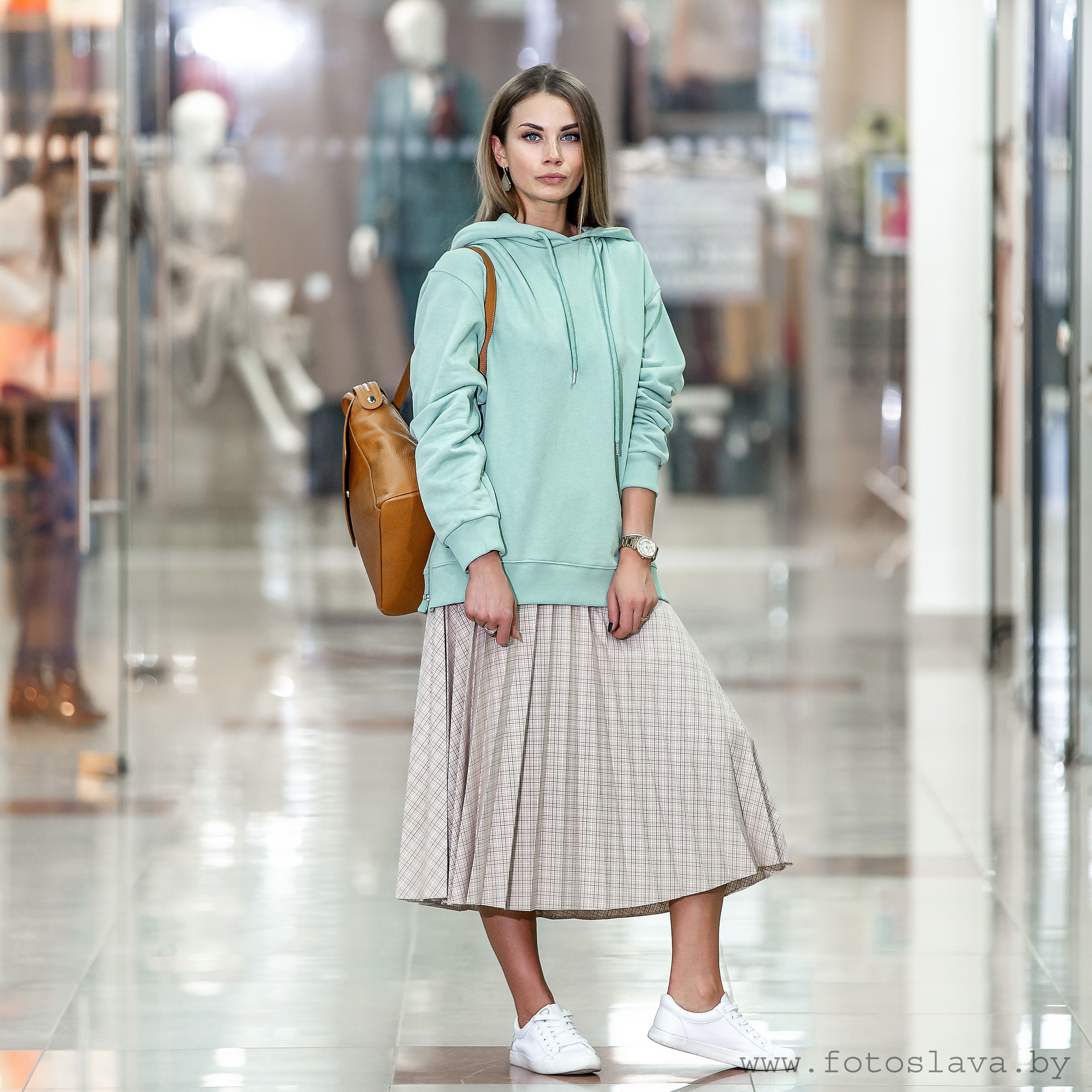 Рекламная фотосессия для бутика в Барановичах. Свадебный фотограф в Барановичах Вячеслав Шах-Гусейнов, фотошкола