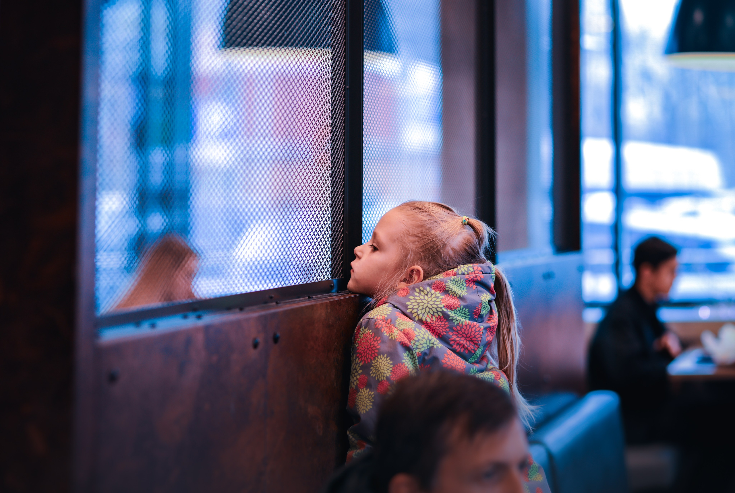 В магазине. Фотограф репортажей и стритфотосессий в Москве Людмила Смирнова