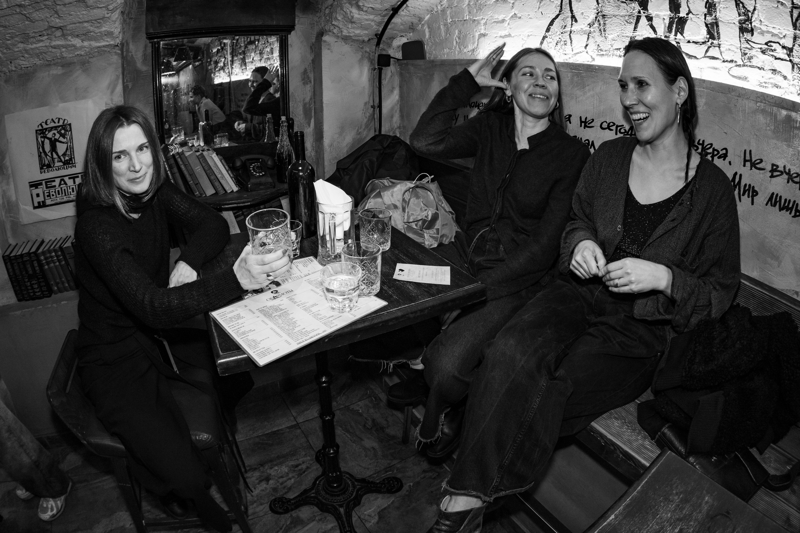 Гостевая смена Бара разбитых сердец в баре Обормоты. Концертный и репортажный фотограф в Санкт-Петербурге Слава Пахомов