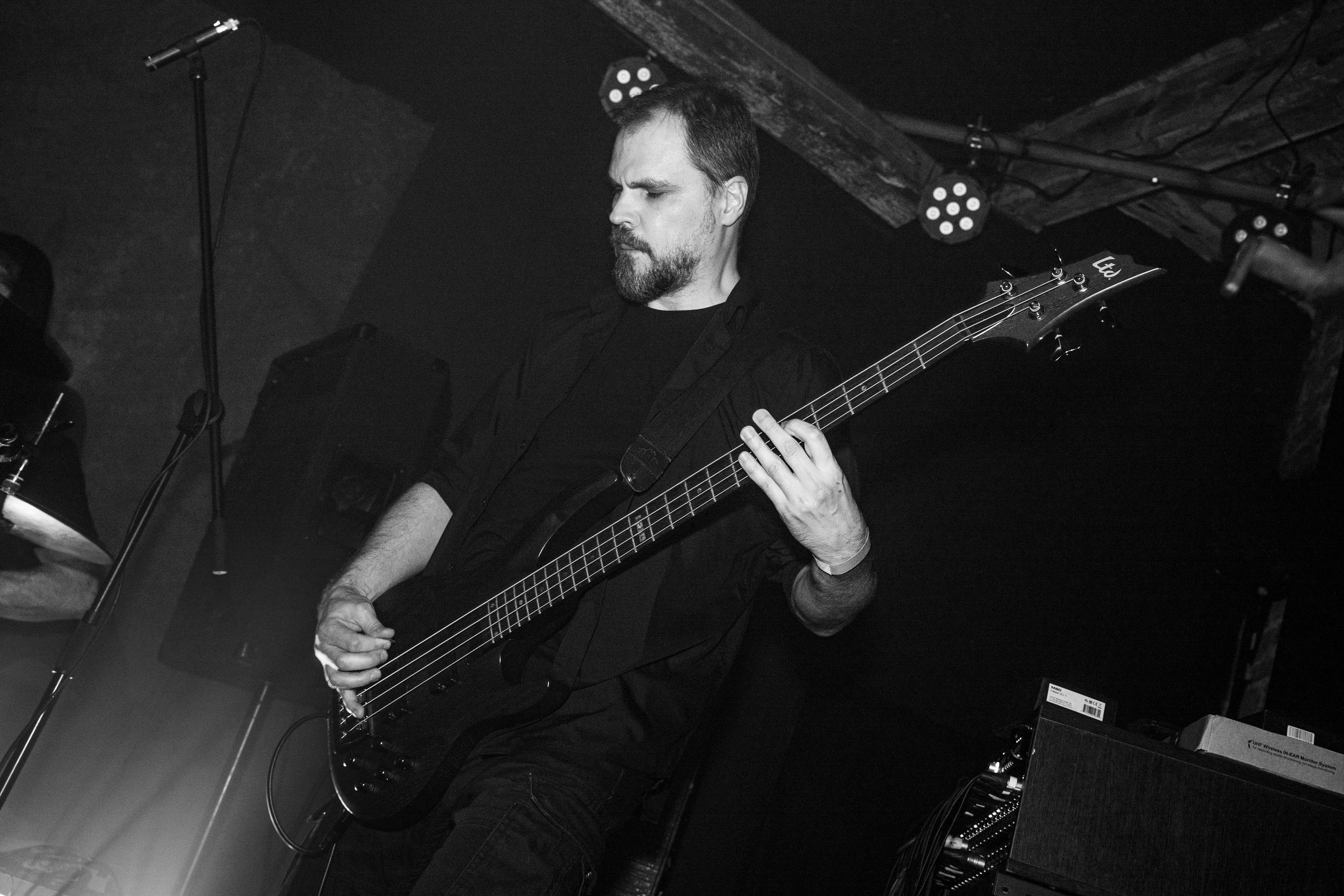 ИЛ • Minuala • Khlad|Цоколь 2.0. Концертный и репортажный фотограф в Санкт-Петербурге Слава Пахомов