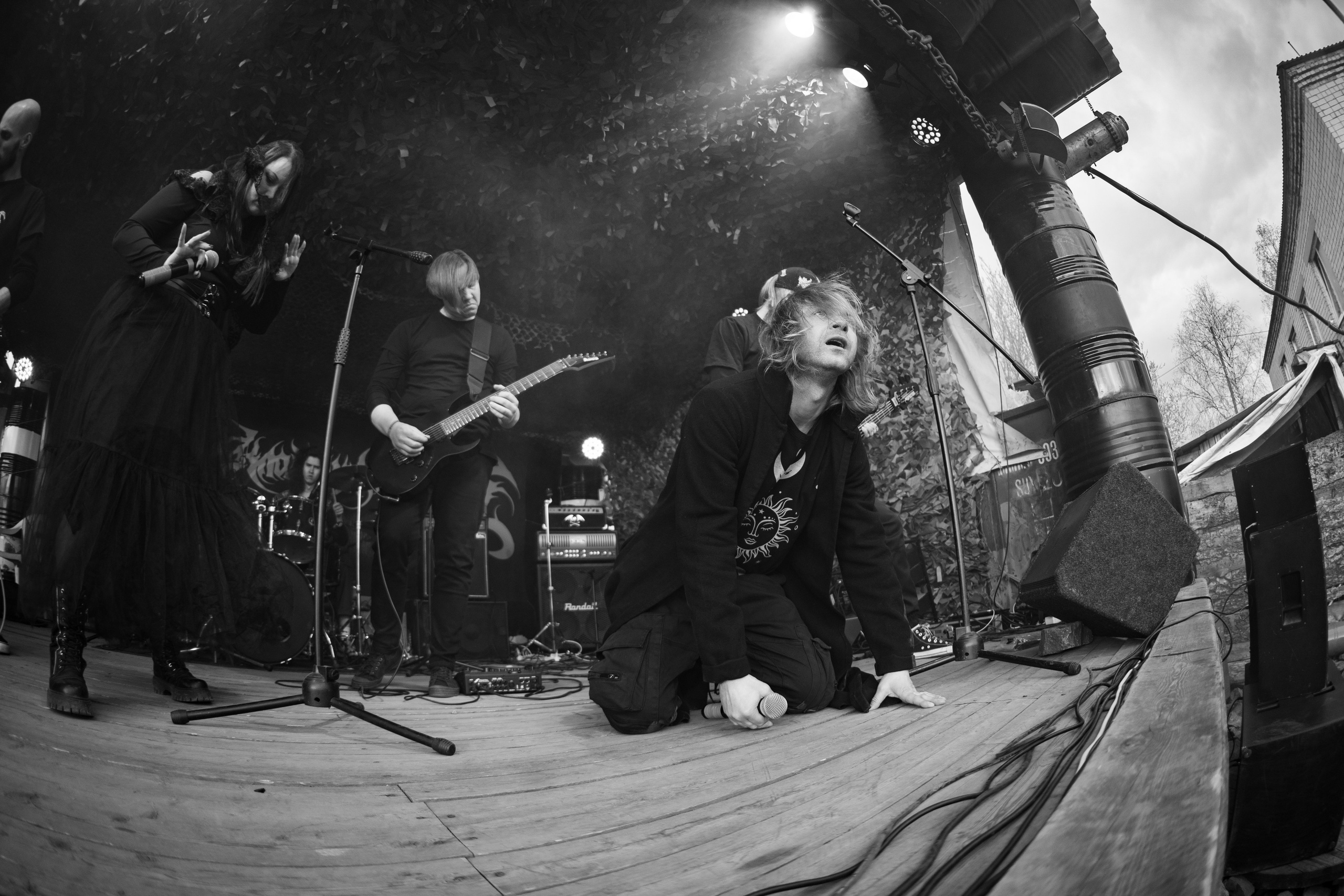 Фестиваль «ПОСРЕДИ КЛАДБИЩ И БОЛОТ»|Архангельск. Концертный и репортажный фотограф в Санкт-Петербурге Слава Пахомов