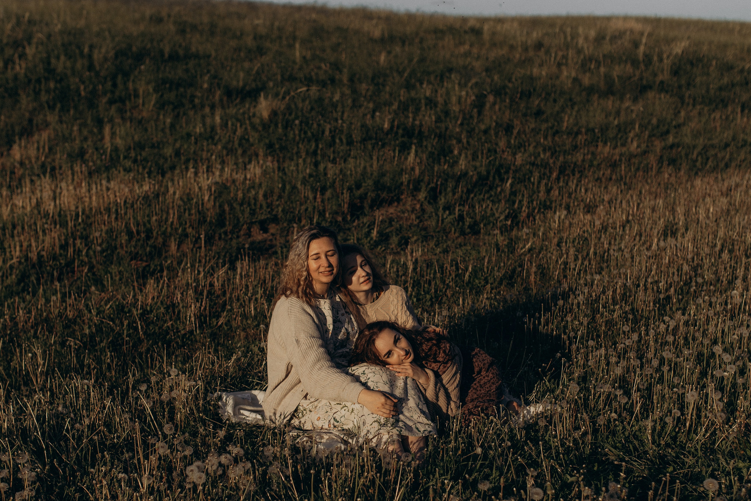 Настя с Дарьей и Ульяной. Семейный фотограф lifestyle в Новосибирске Елена Шпилевая