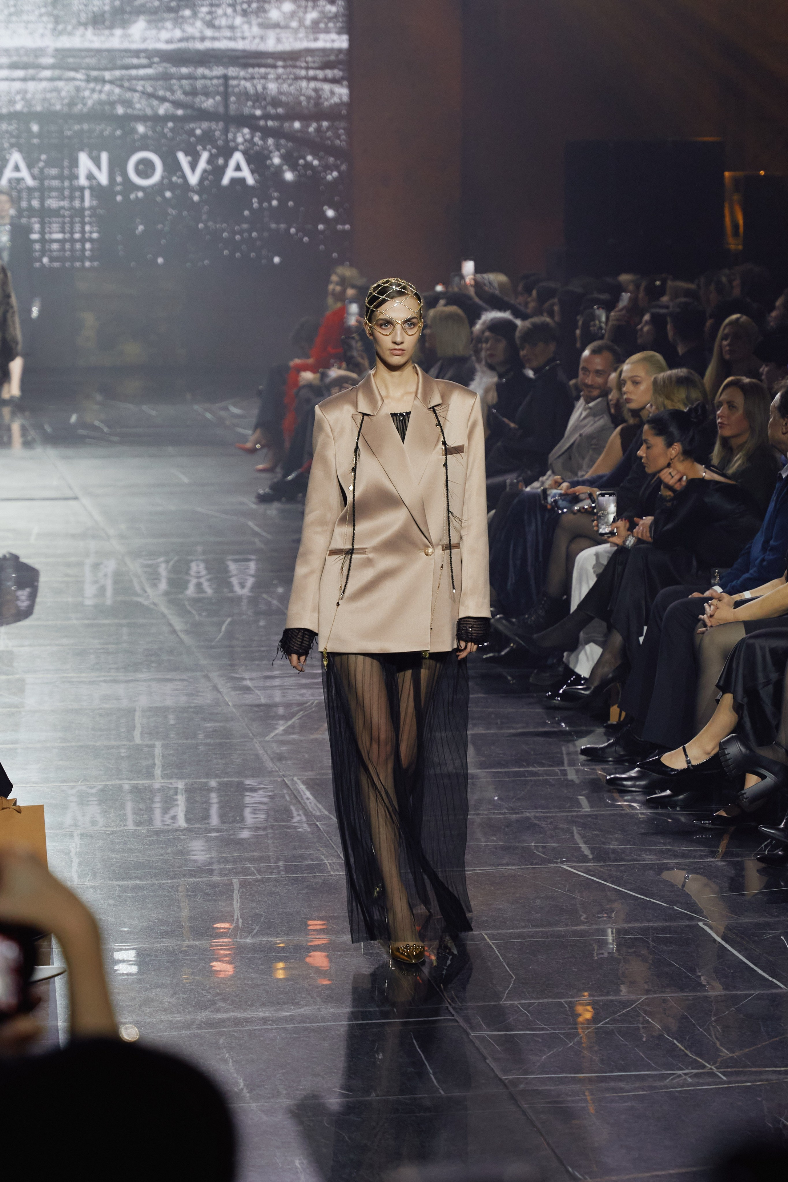 Показ KAMERGER | ODETTA. Свадебный фотограф и видеограф из Санкт-Петербурга Агарков Никита