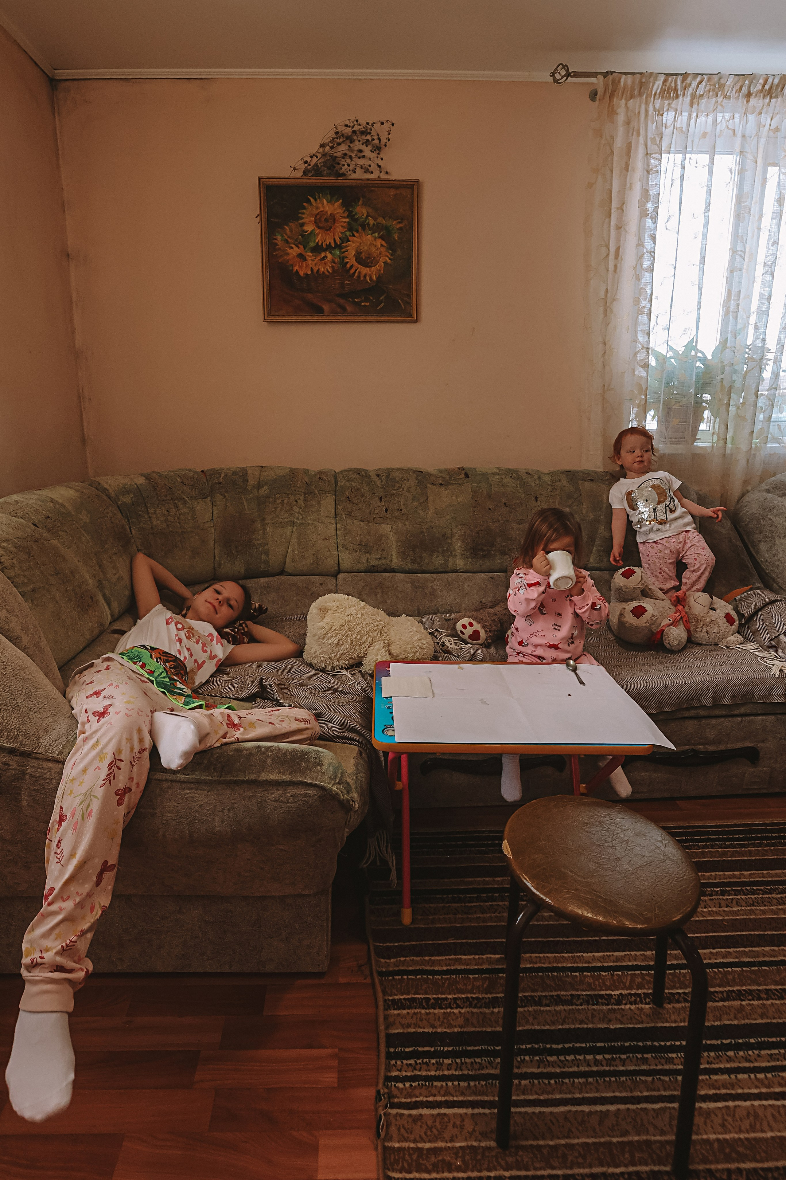 Большая семья репортаж. Семейный фотограф Тюмень, фотограф на роды Салмина Мария