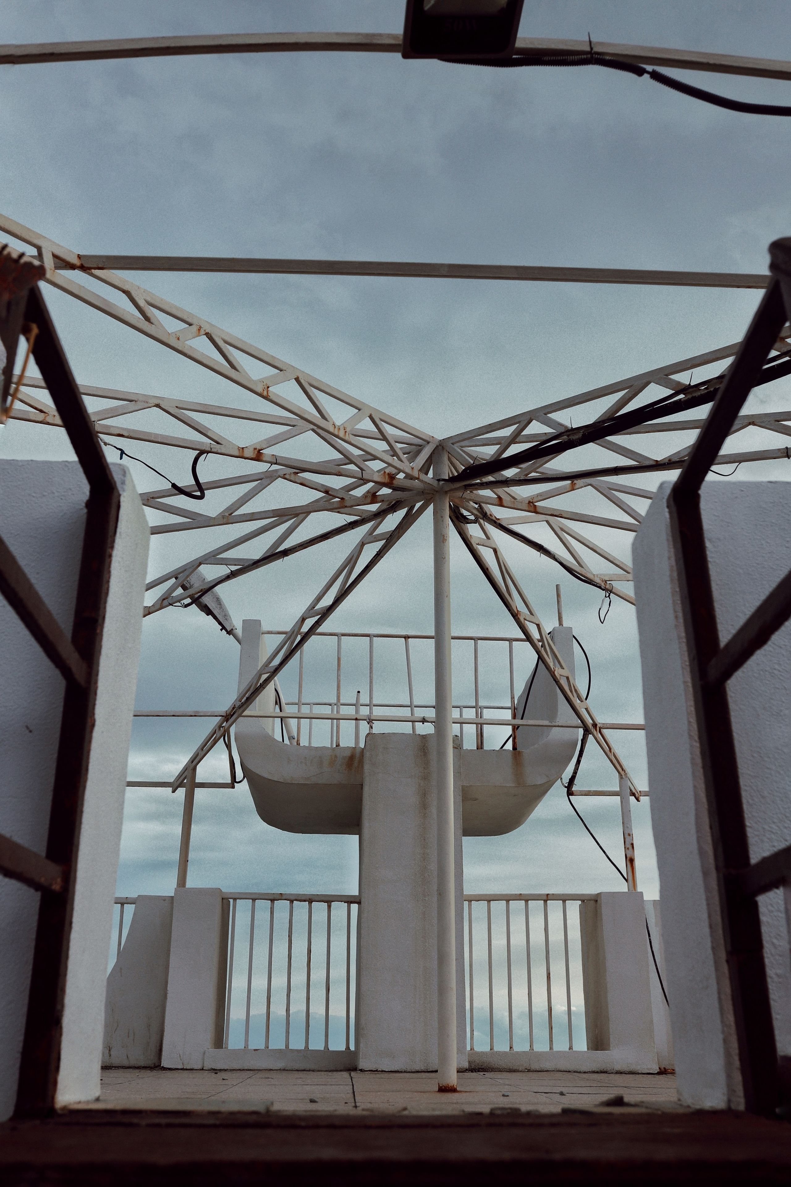 Восточная набережная. Фотограф и видеограф в Санкт-Петербурге