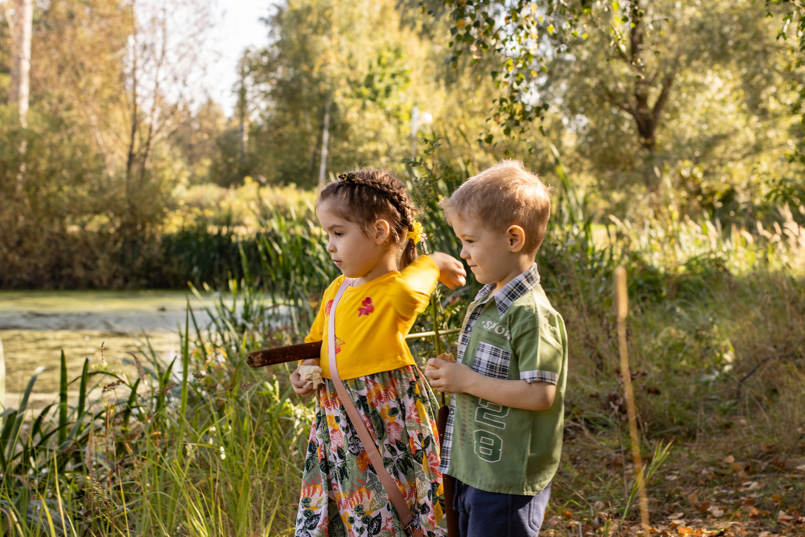 Саша и Маша лесная прогулка. Главная