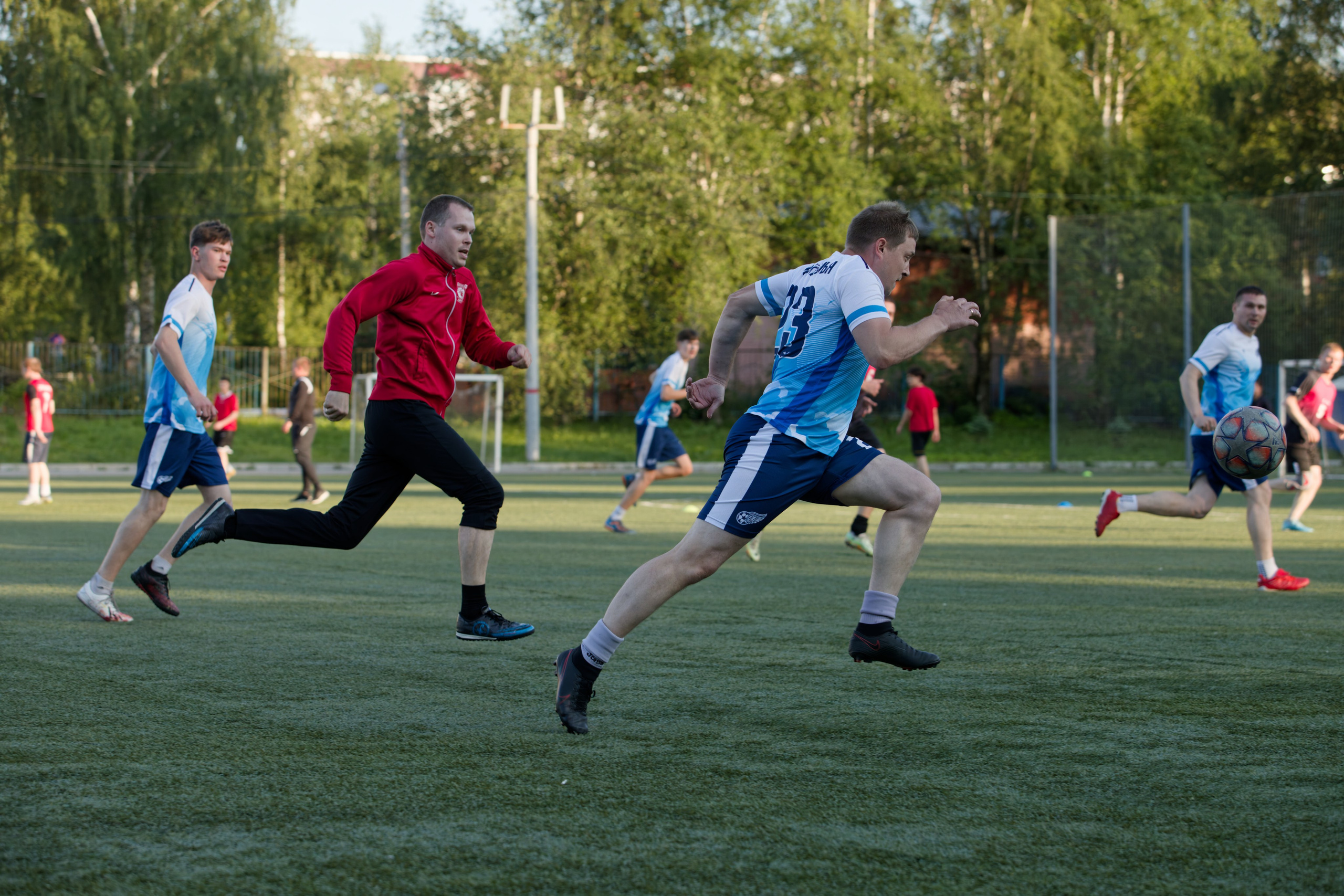 Любительская футбольная лига. Самокат-крылья. 25.06.2025. Репортажный и спортивный фотограф в г. Пермь Зильберг Павел