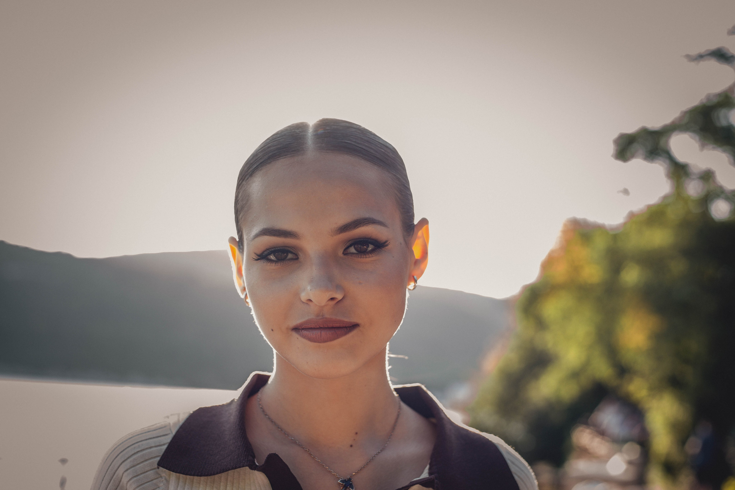 Абрау. Уличный фотограф Города N