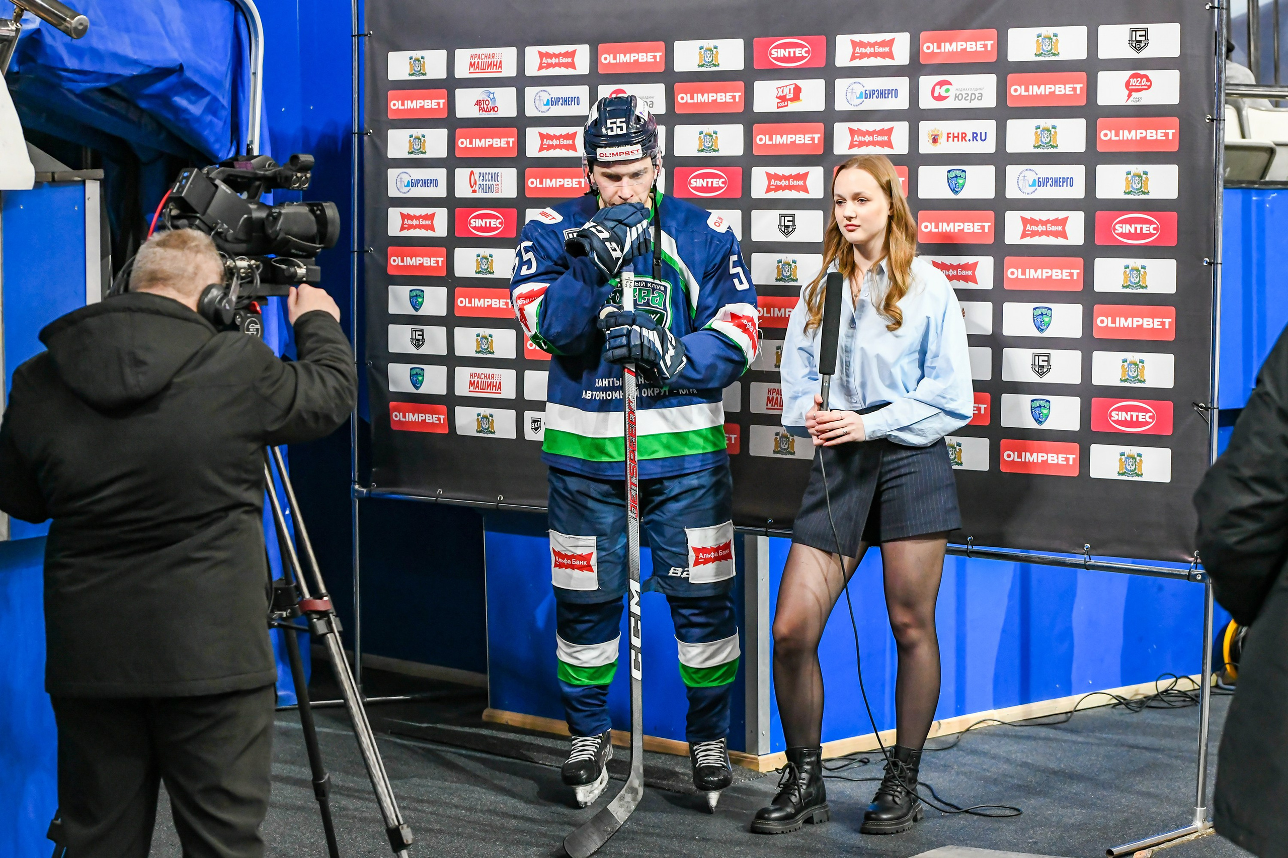 Матчи регулярного чемпионата ВХЛ. Фотограф в Ханты-Мансийске Евгений Жуланов
