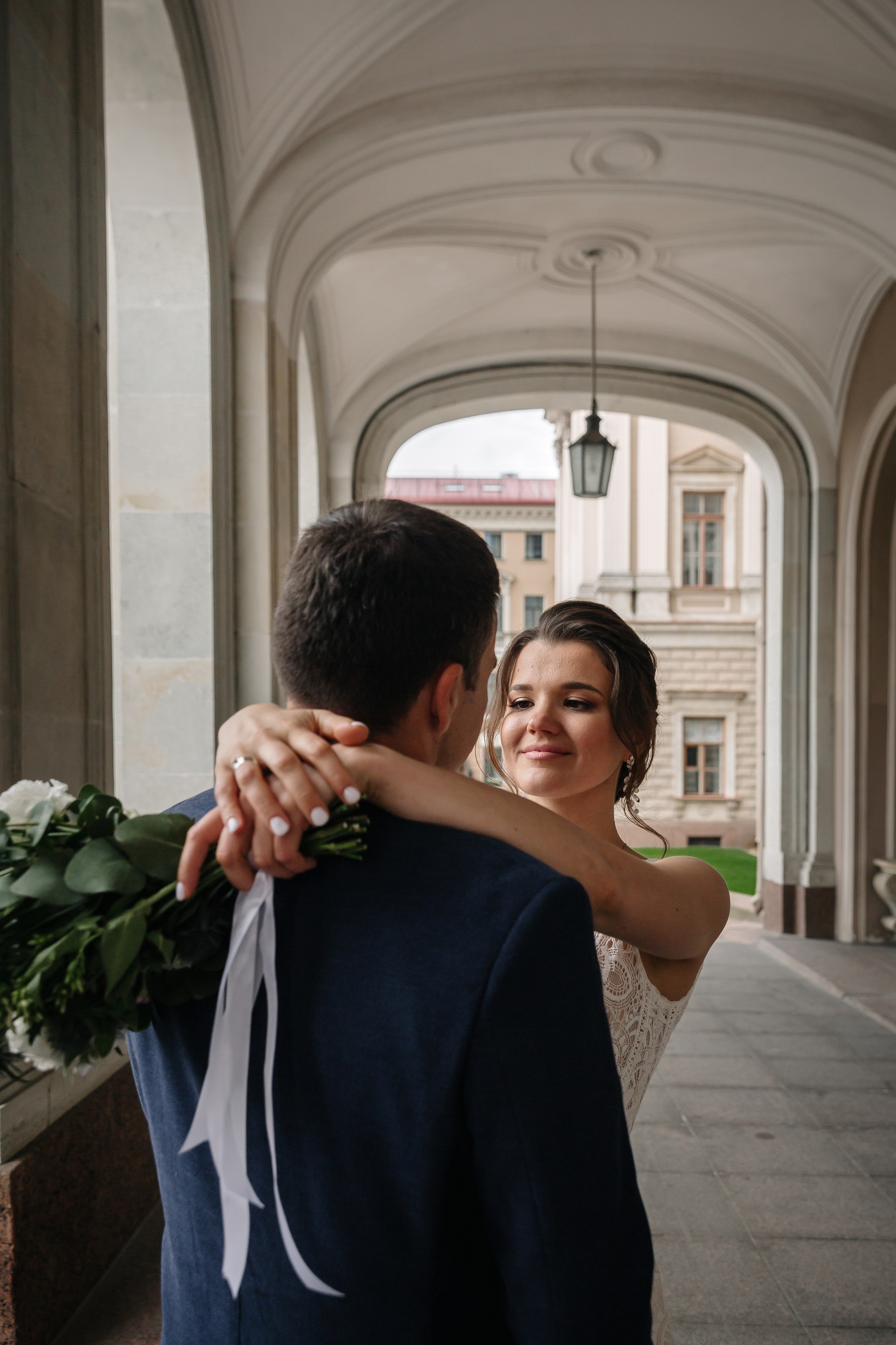 ДВОРЕЦ № 1 | Июль, Исаакиевская площадь. Свадебный фотограф в Санкт-Петербурге Полина Корзухина