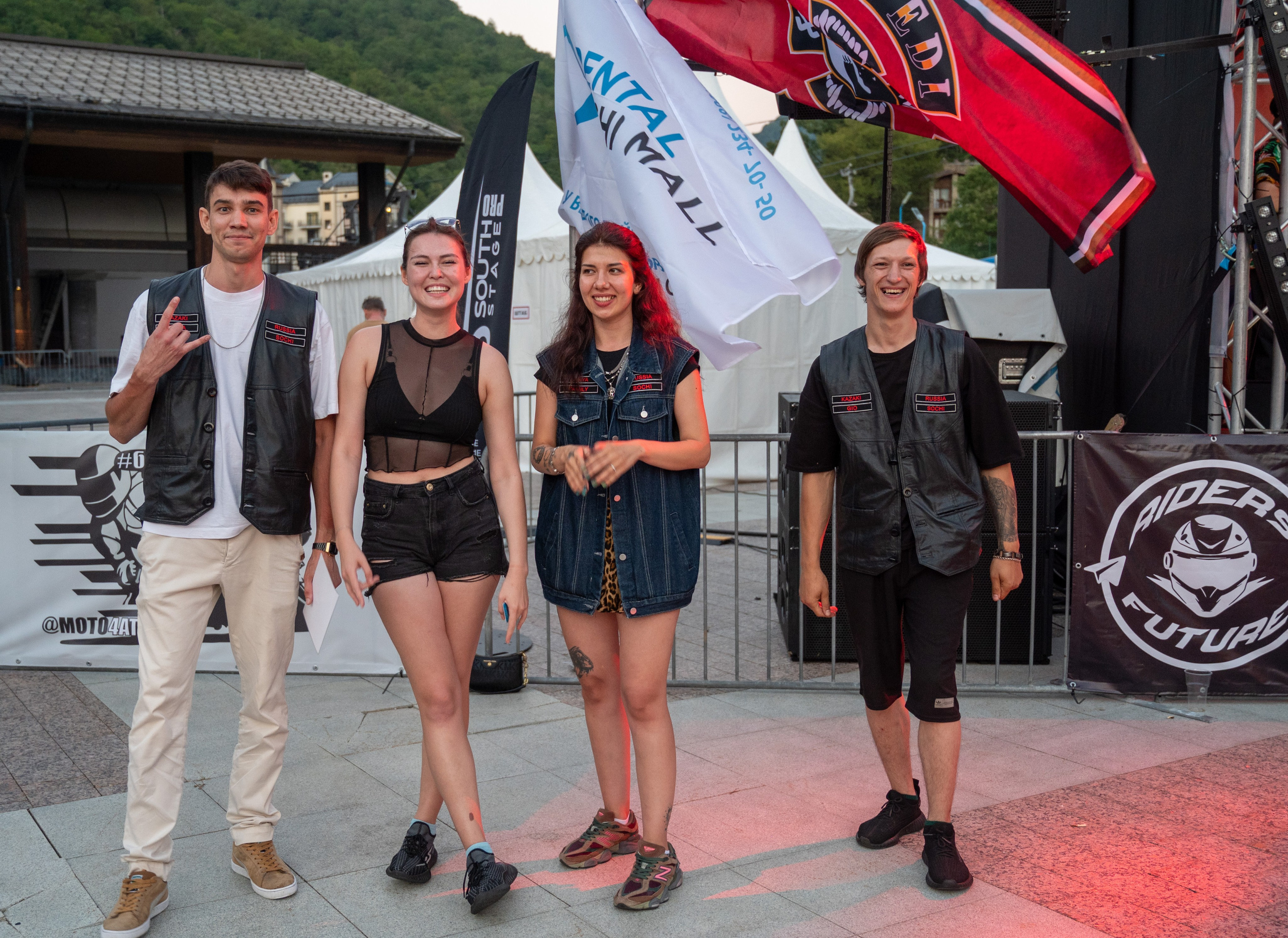 11- ый Ежегодный Байк Фестиваль " Медвежья МОТО ПОЛЯНА». Фотографирую счастливых людей в Сочи