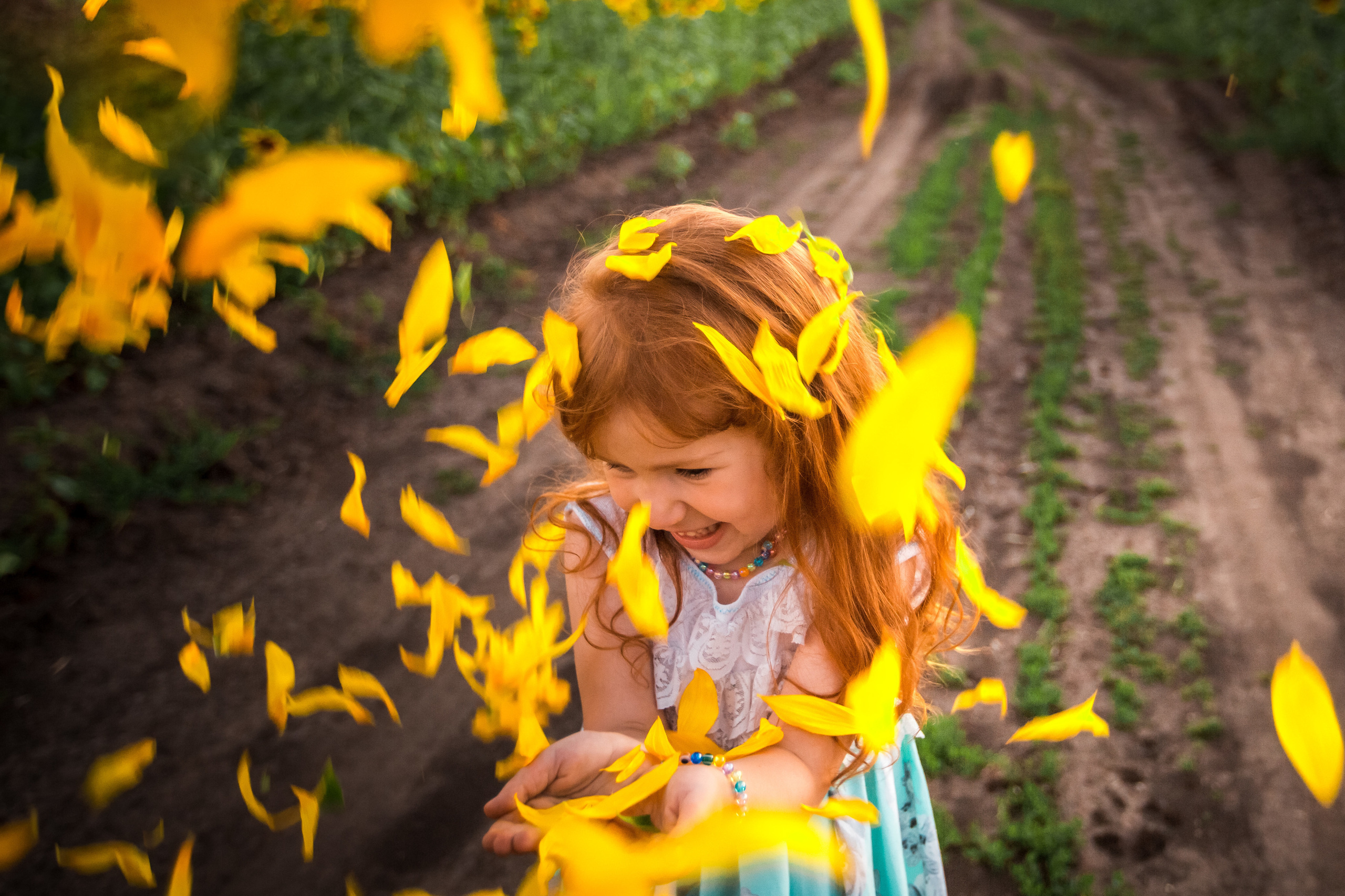 Прогулка в пшенице и подсолнухах. Свадебный, семейный и детский фотограф в Алексеевке Анастасия Ковальчу