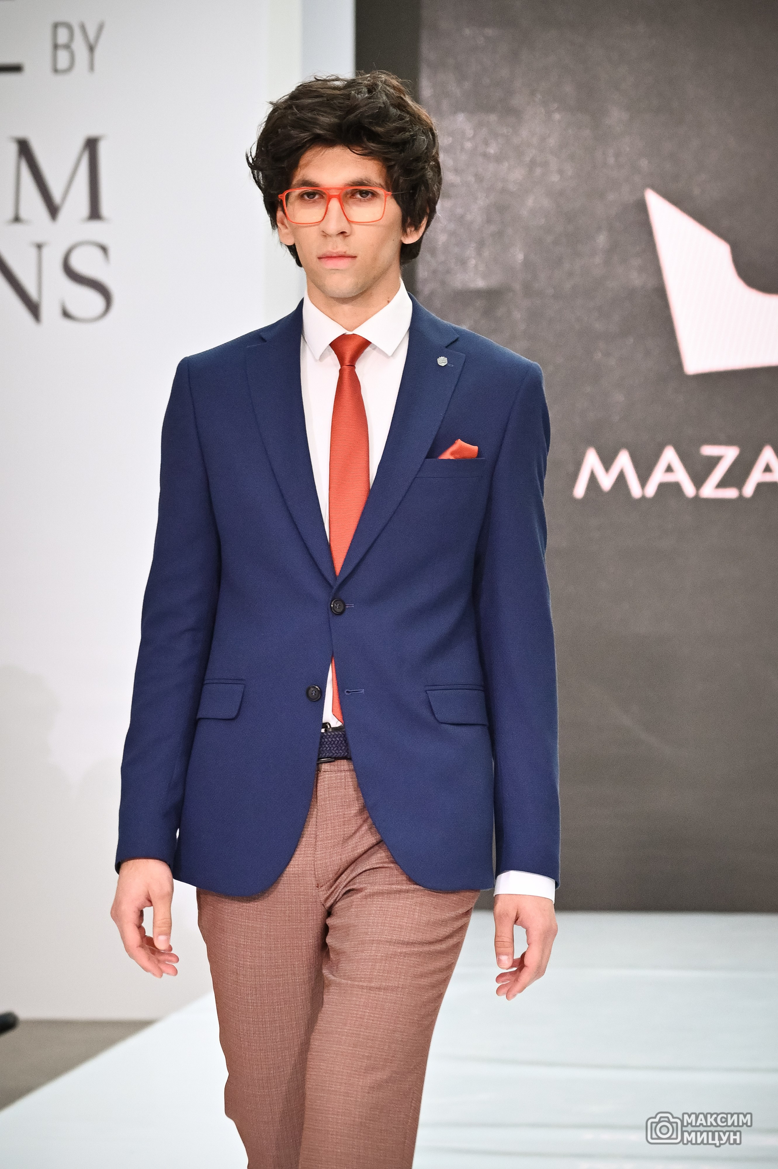 Модные показы. Фотограф Максим Мицун. Портрет, свадьба, репортаж, каталог