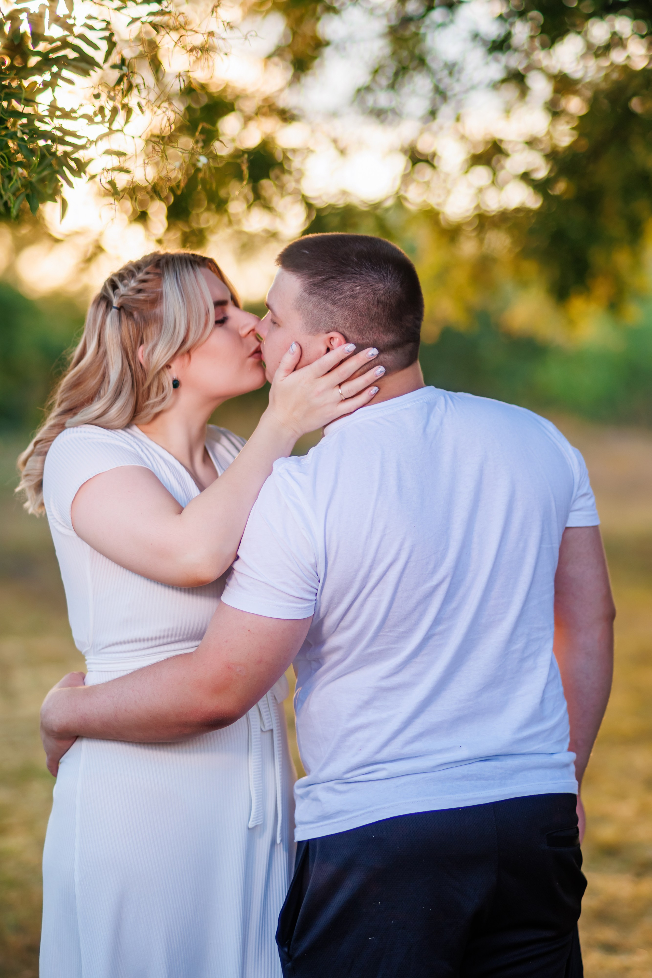 Прогулка на природе. Свадебный и семейный фотограф в Армавире