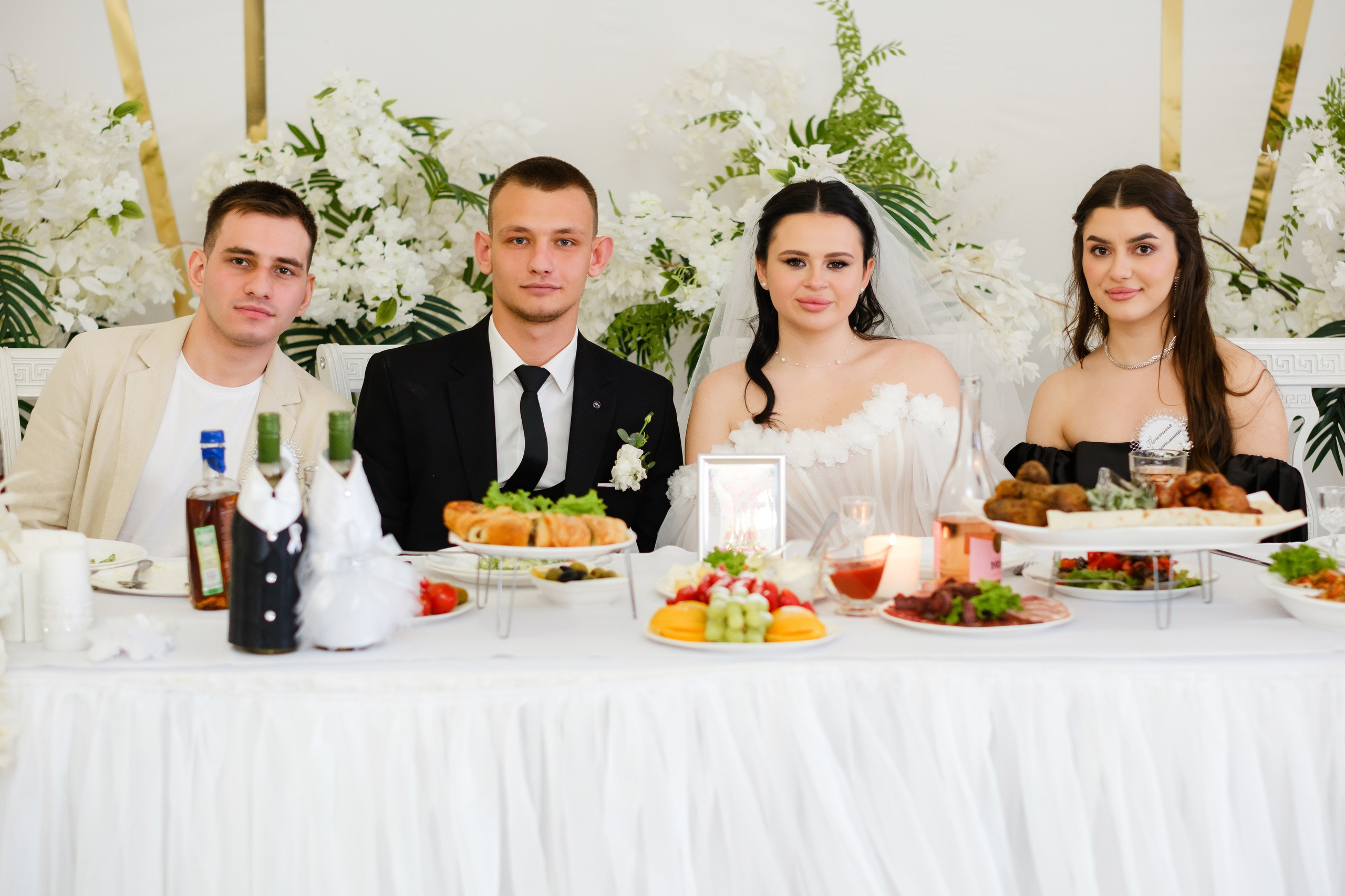 Тазабег и Диана. Свадебный фотограф | репортаж | праздники | крещение