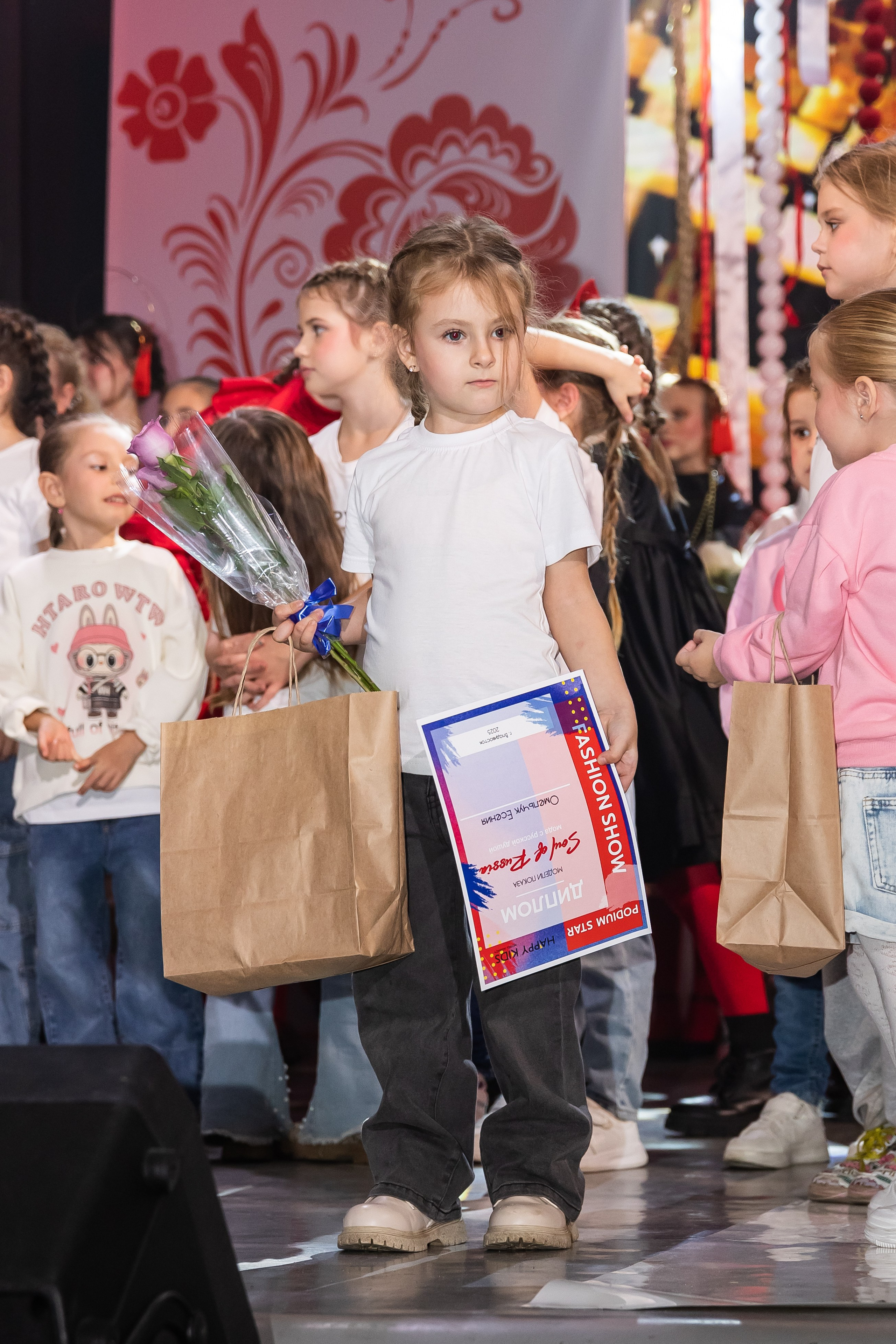 Показ Happy Kids. Выпускные альбомы во Владивостоке