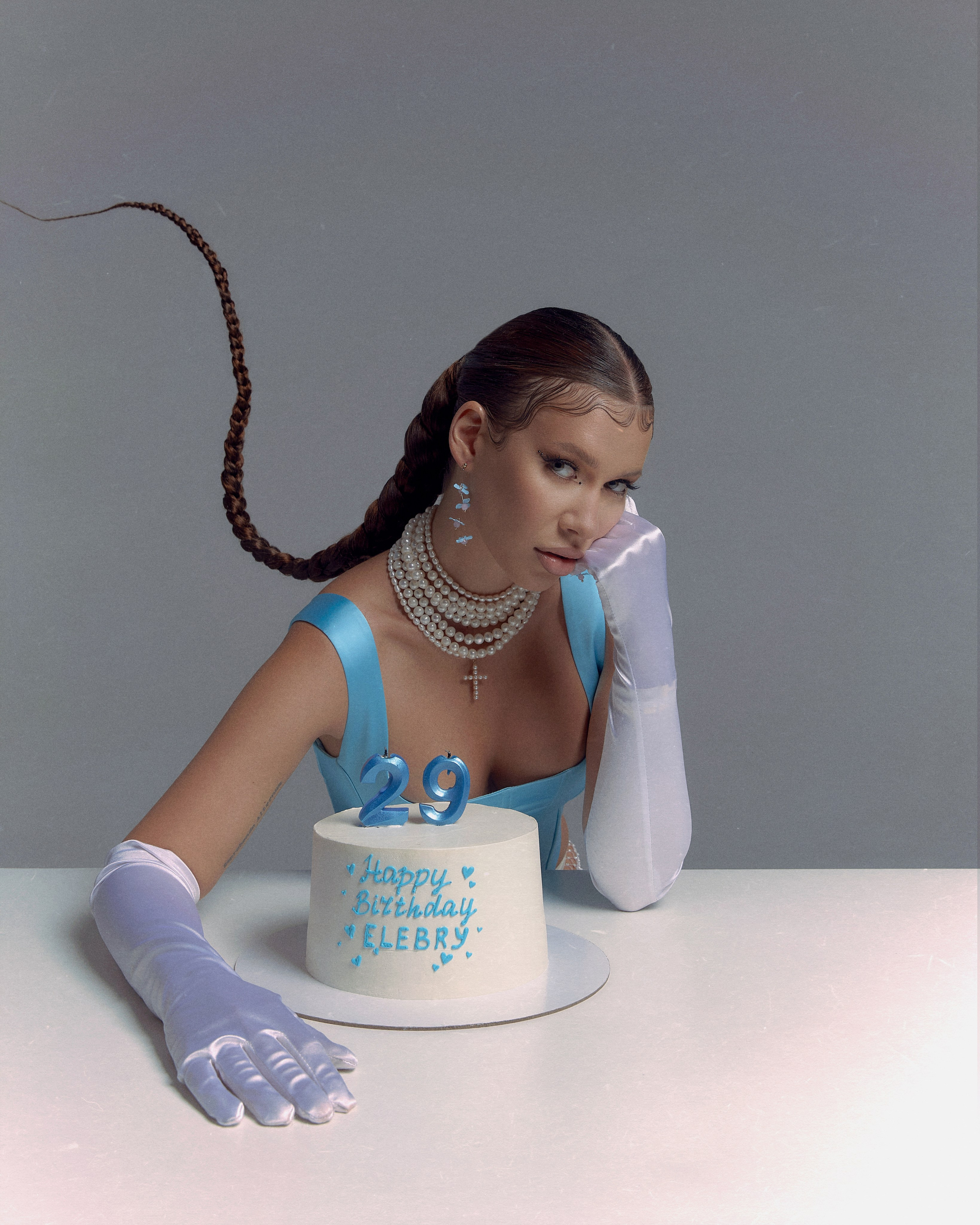 Alyona. Фотограф Sasha Saunder