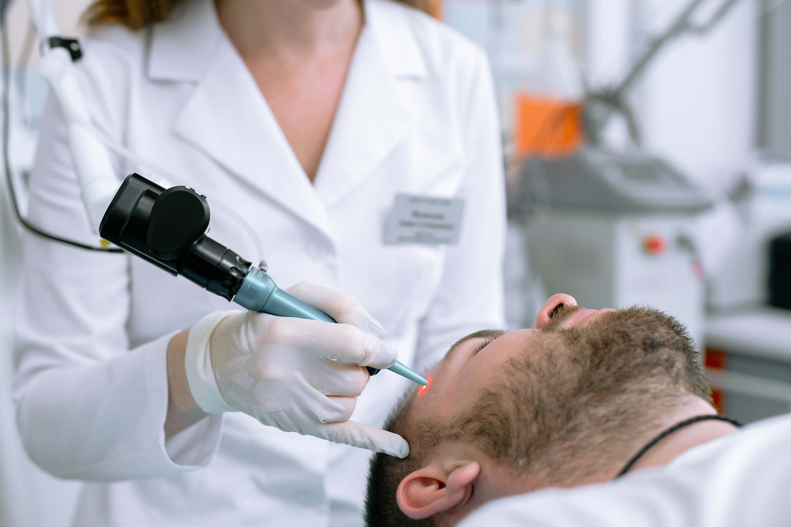 Косметолог. Свадебный и семейный фотограф