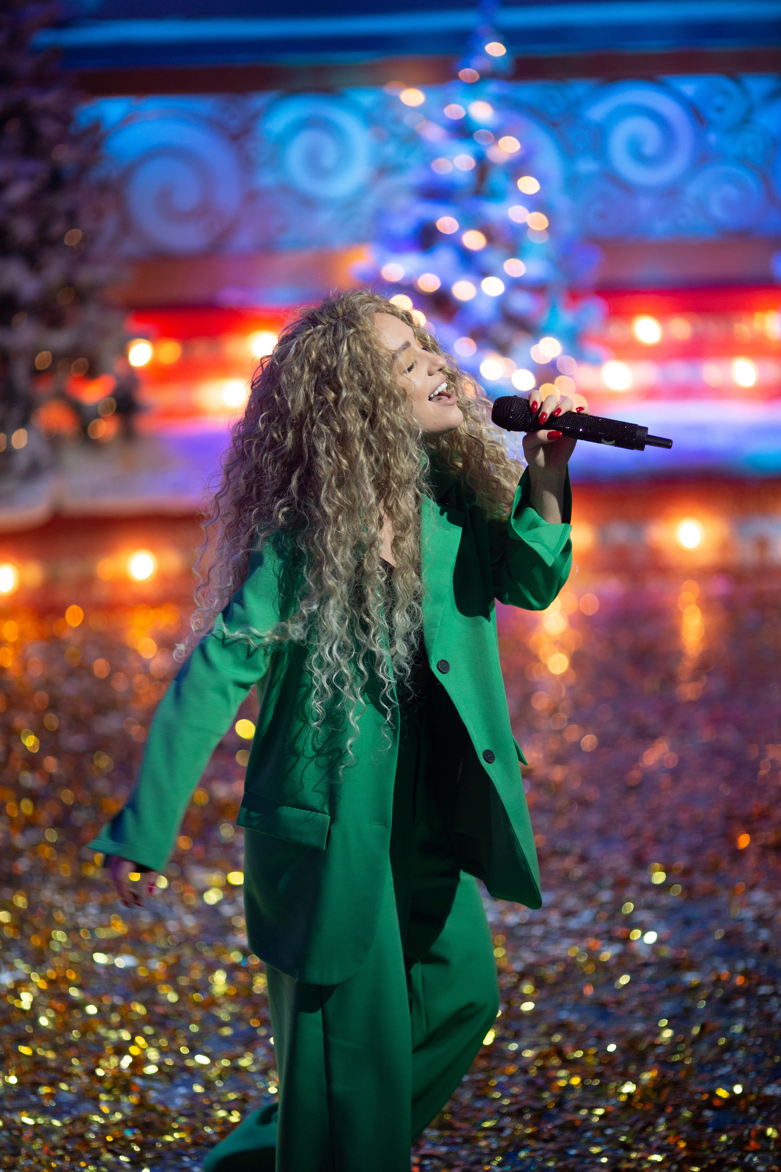 Угадай мелодию 2022. Свадебный и семейный фотограф