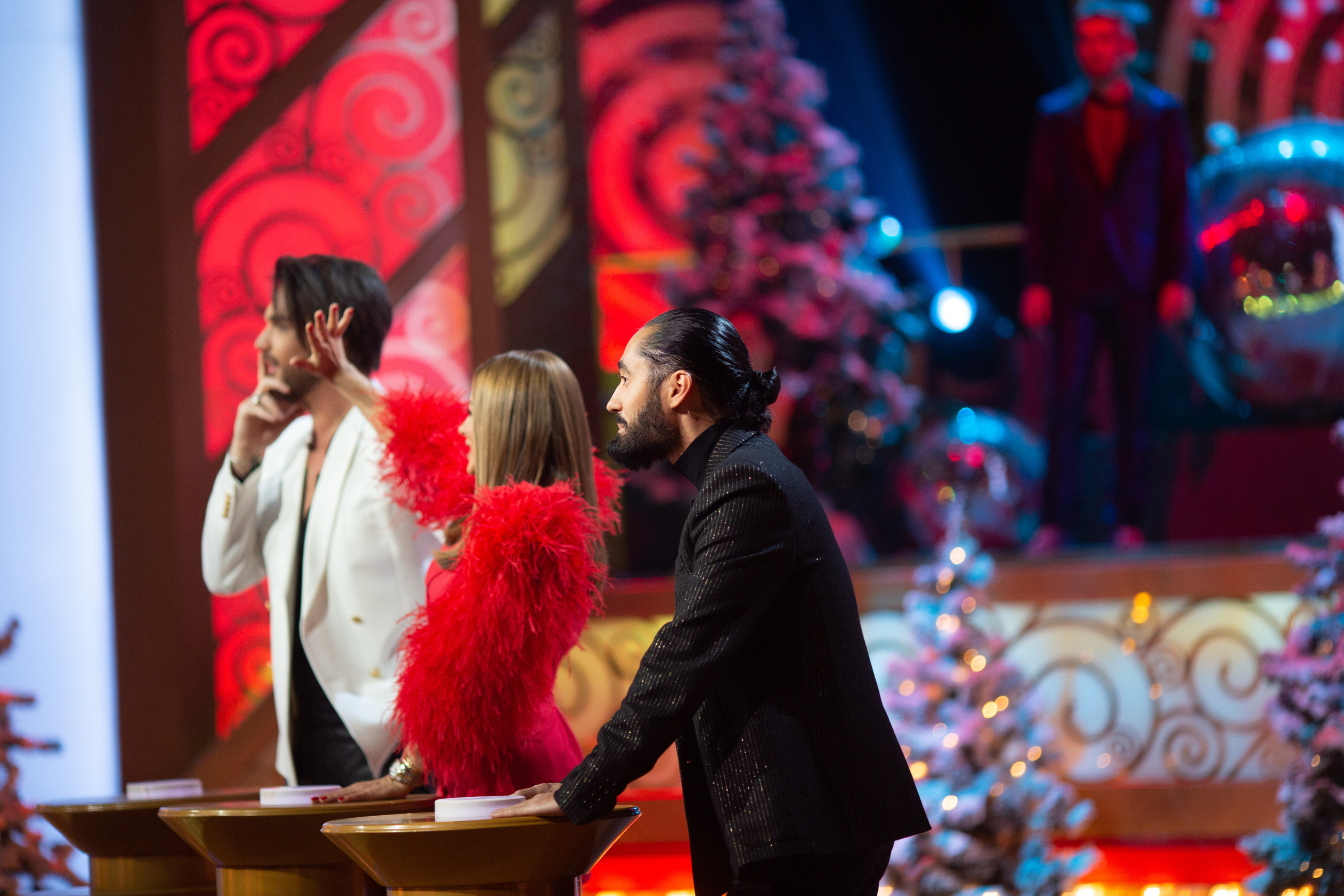 Угадай мелодию 2022. Свадебный и семейный фотограф