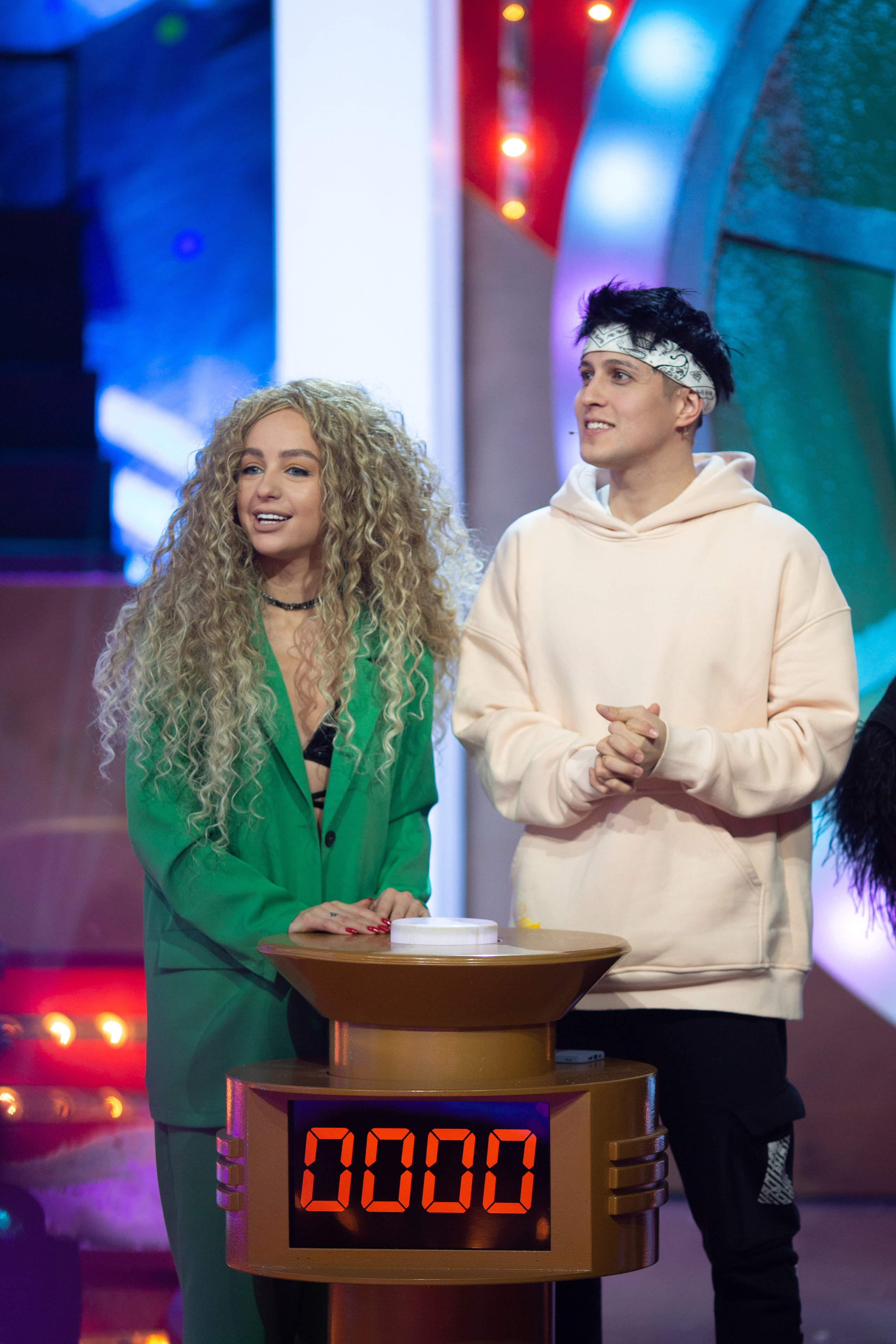 Угадай мелодию 2022. Свадебный и семейный фотограф