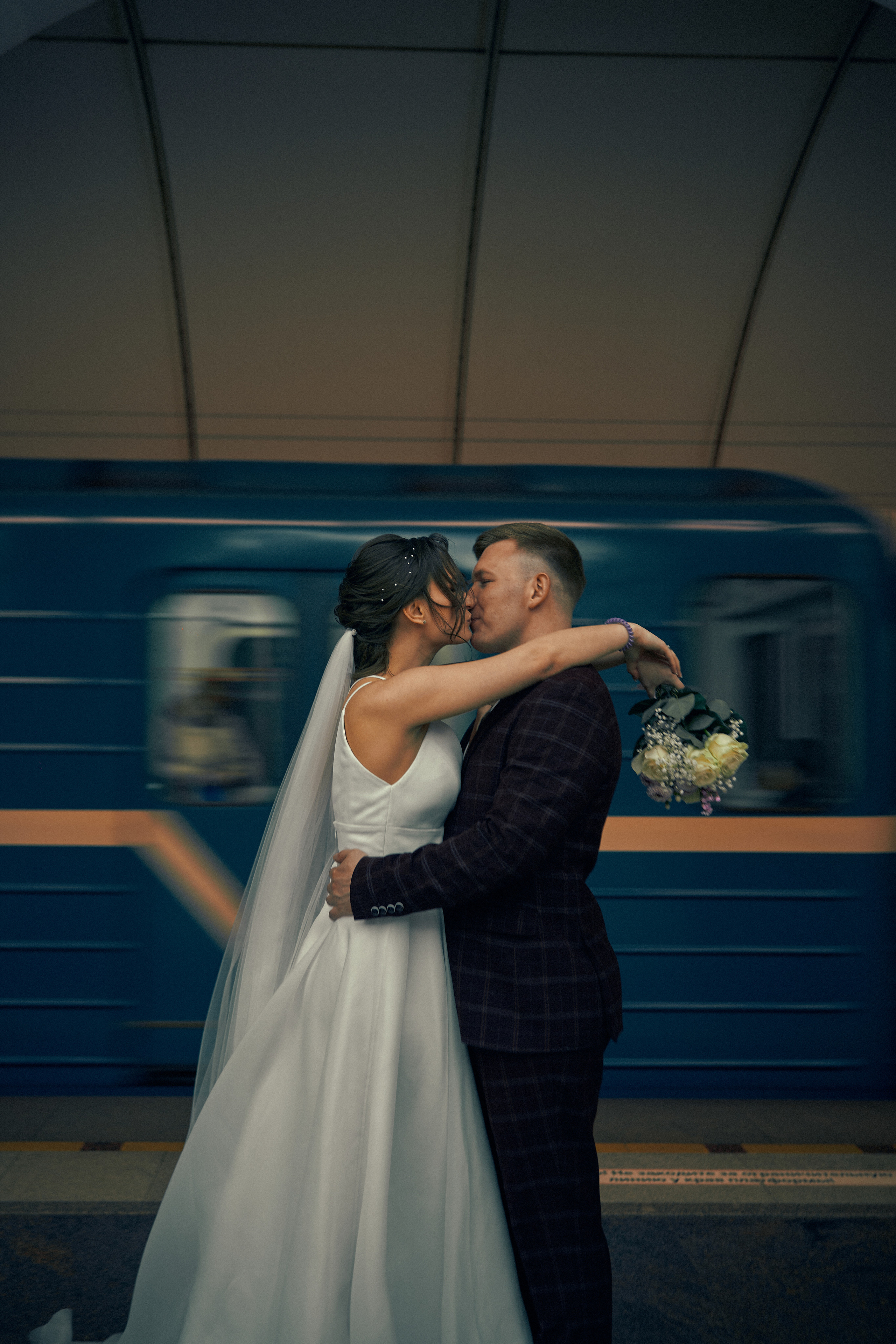 WEDDING / LOVE STORY