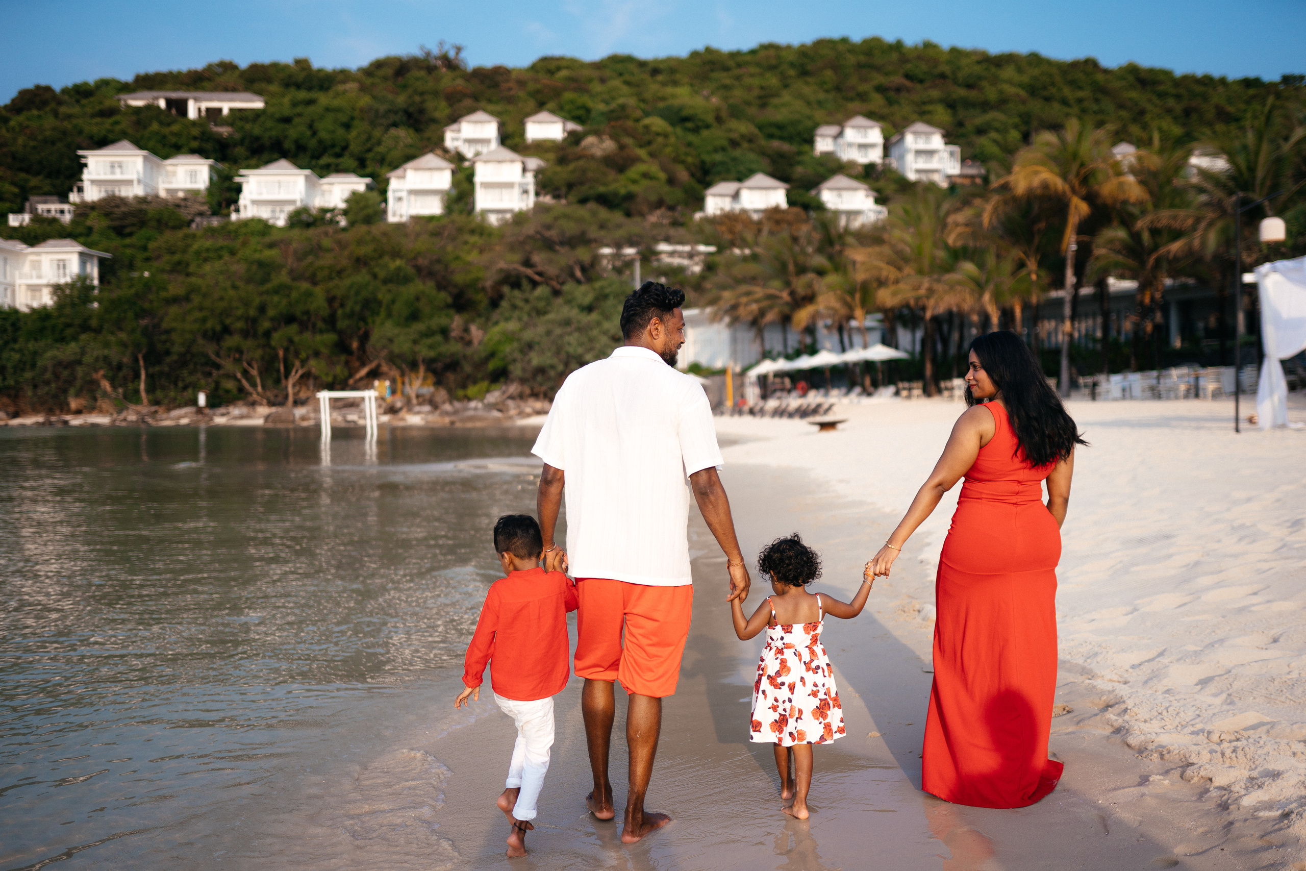 Great family. Phu Quoc Photographer — Phu Quoc wedding Photograper