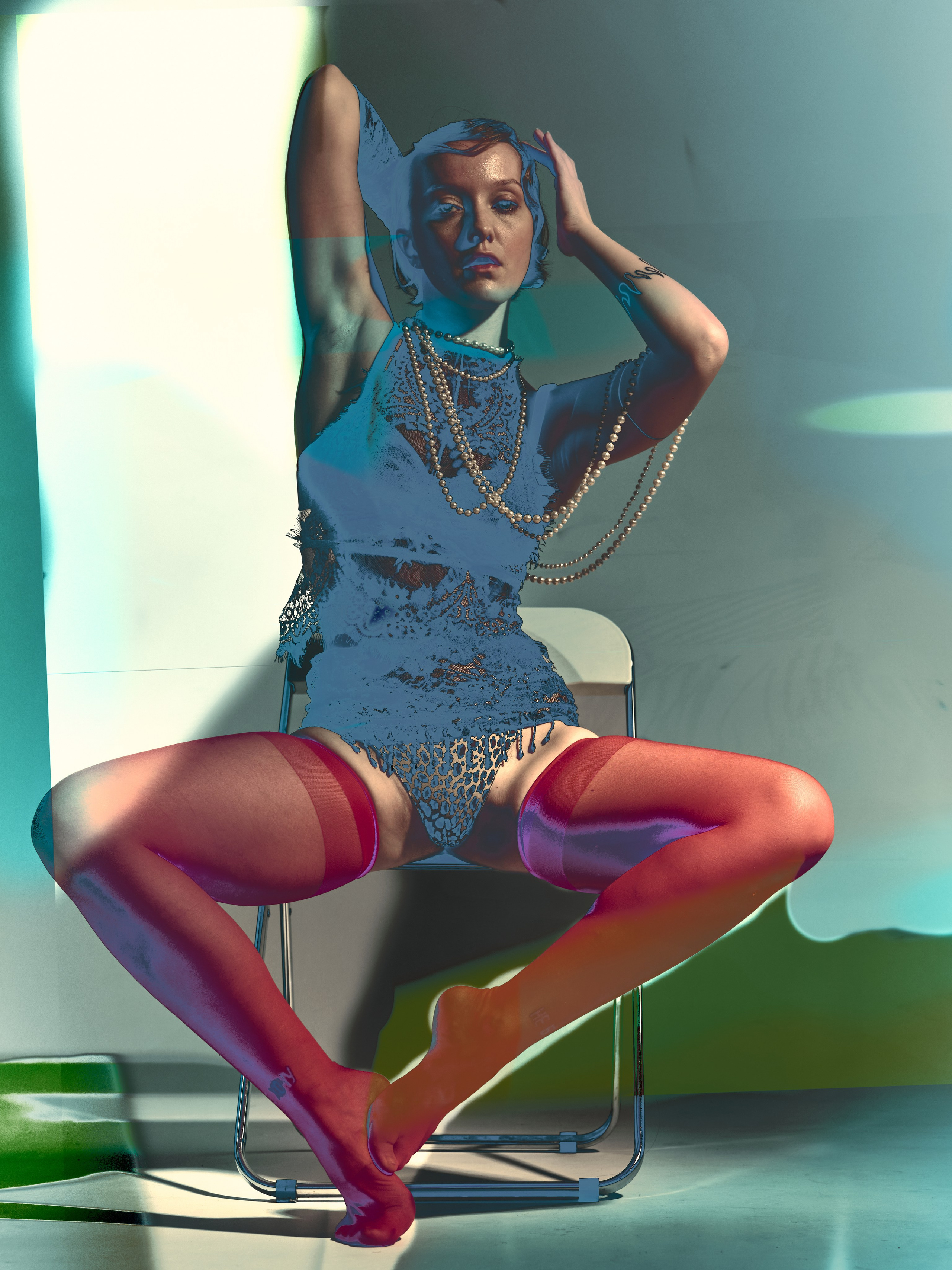 арт ню фотография в студии 