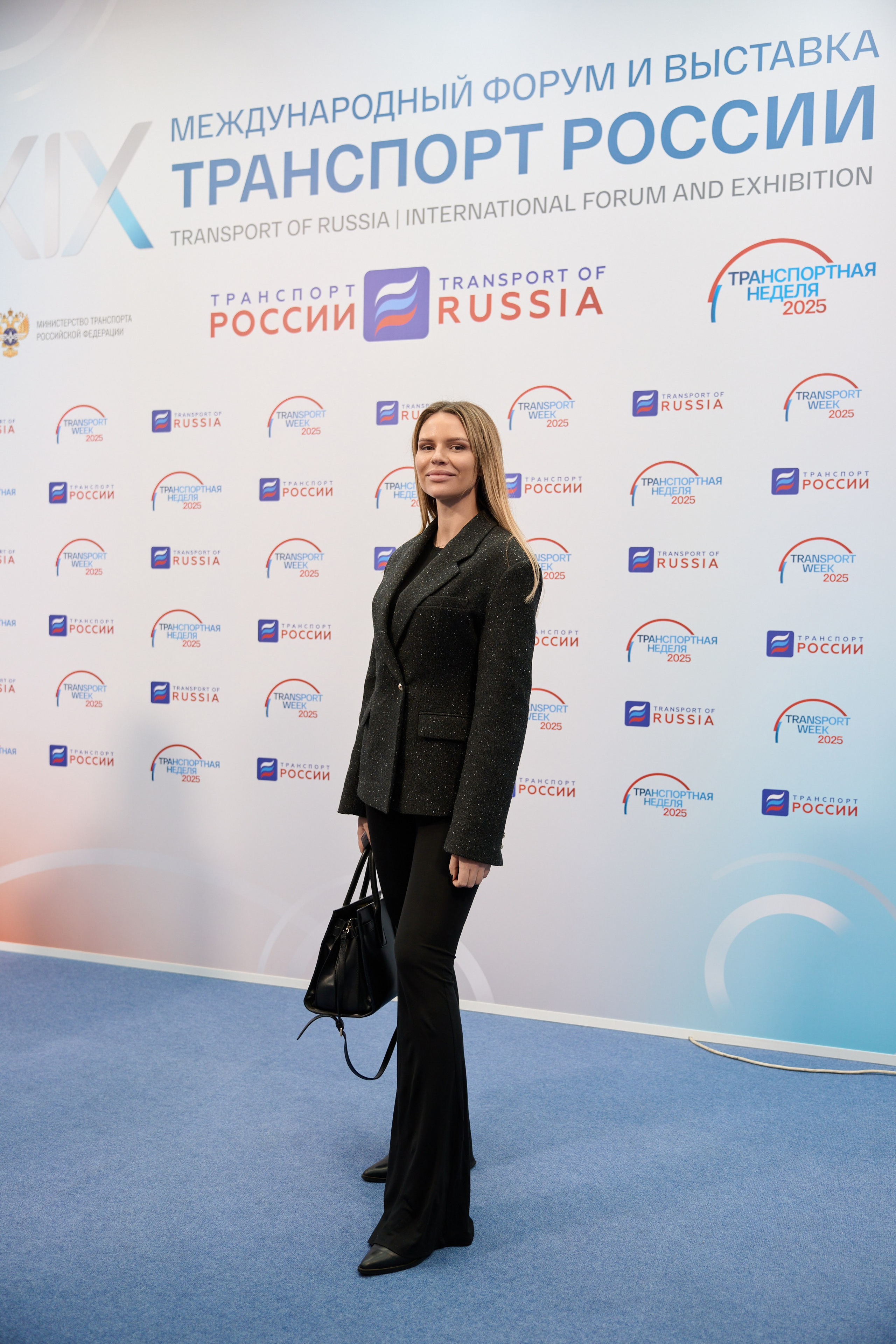 19 Международный форум и выставка Транспорт России. Сергей Богомолов. Свадебный и семейный фотограф