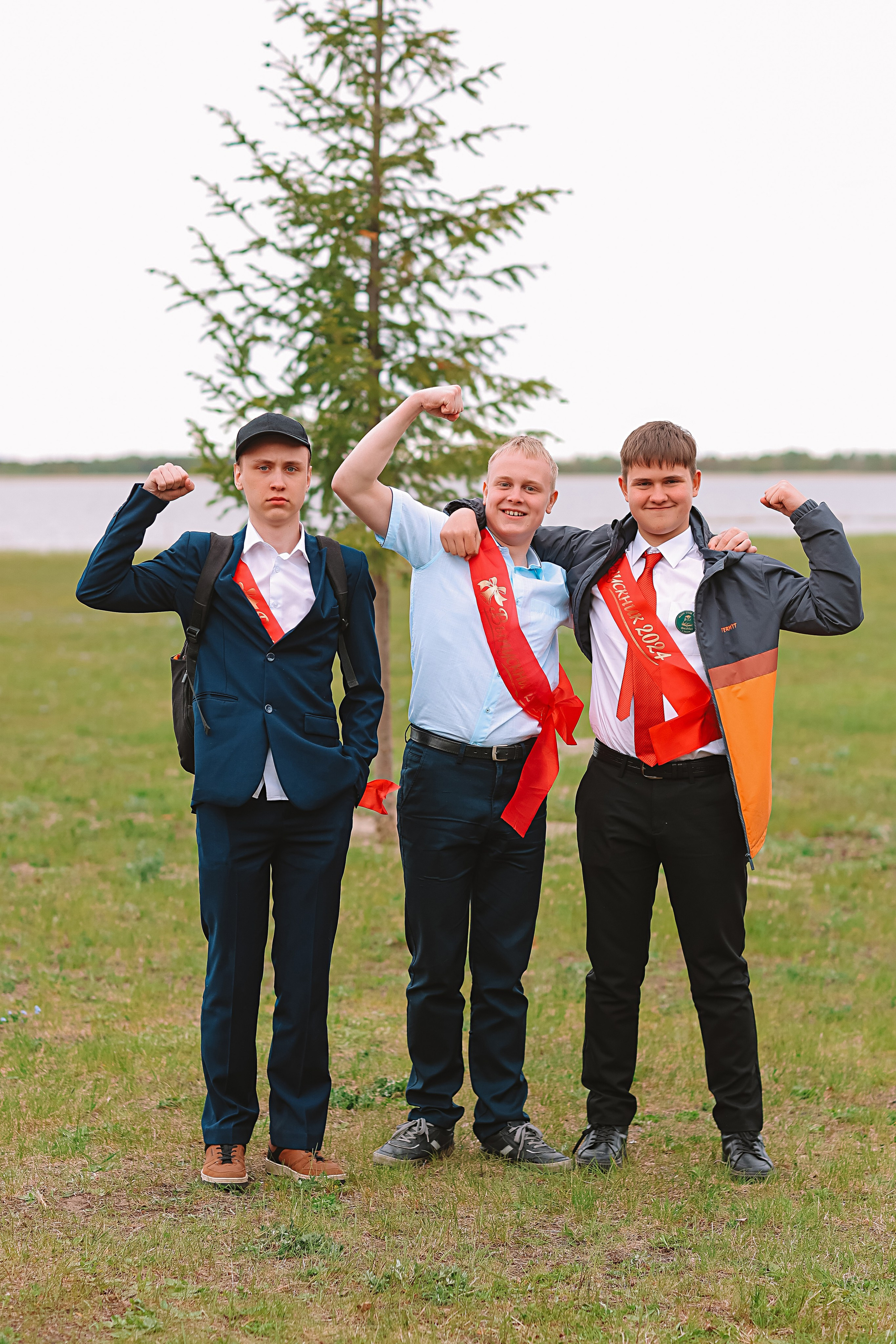 Последний звонок. Семейный фотограф Тюмень, фотограф на роды Салмина Мария