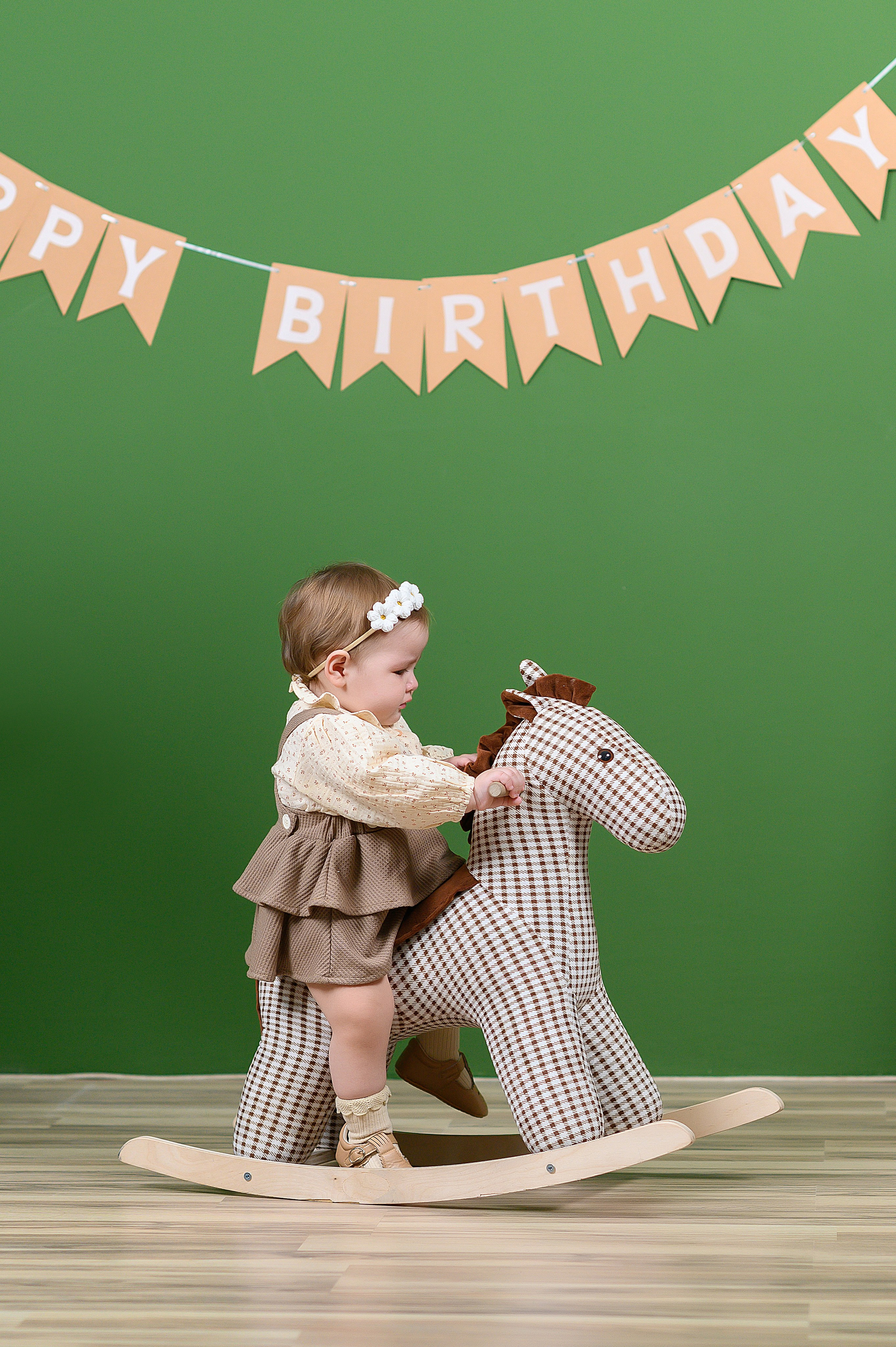 Годик. Детский фотограф Абхазия