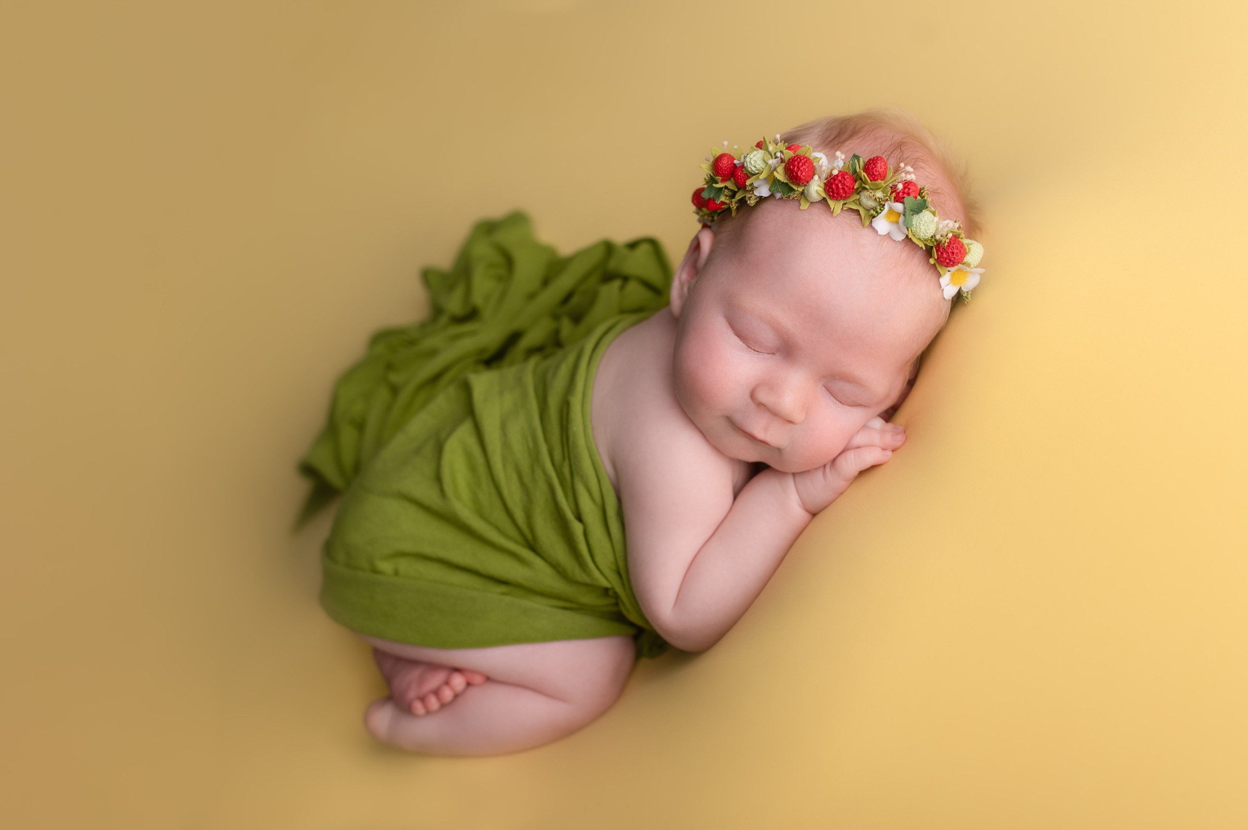 Новорожденные девочки. Детский фотограф в городе Жуковский Алиса Коробанова