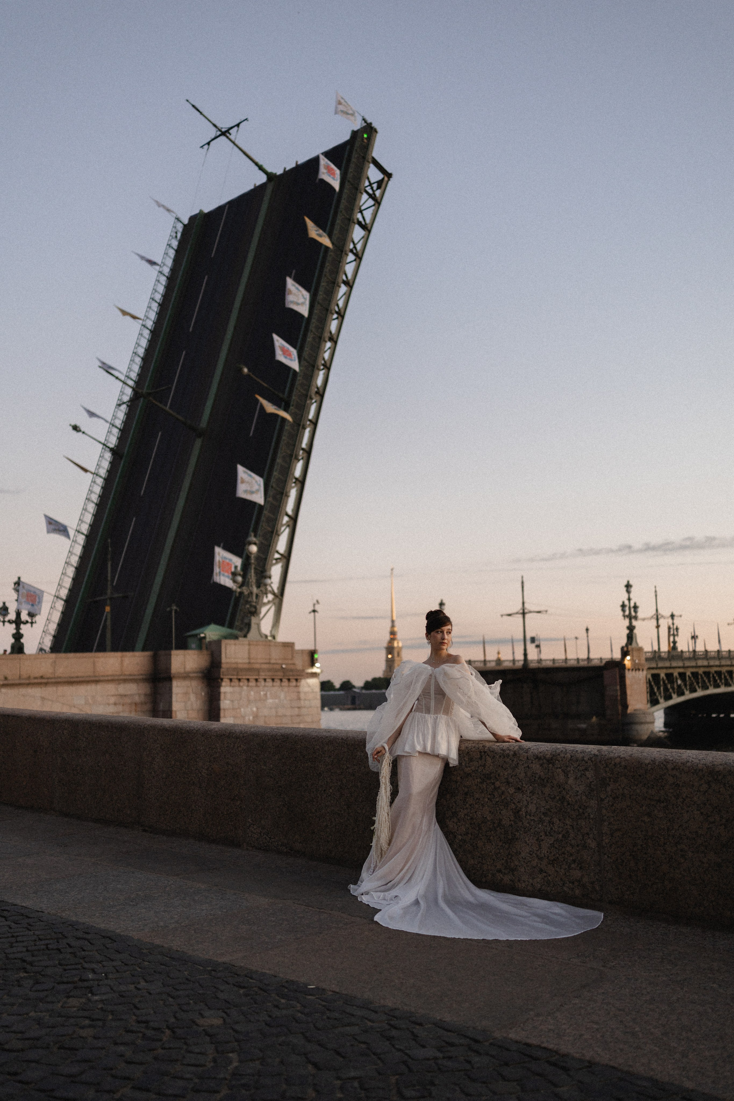 Мосты на рассвете. Юлия Анисимова — свадебный и семейный фотограф в Санкт-Петербурге