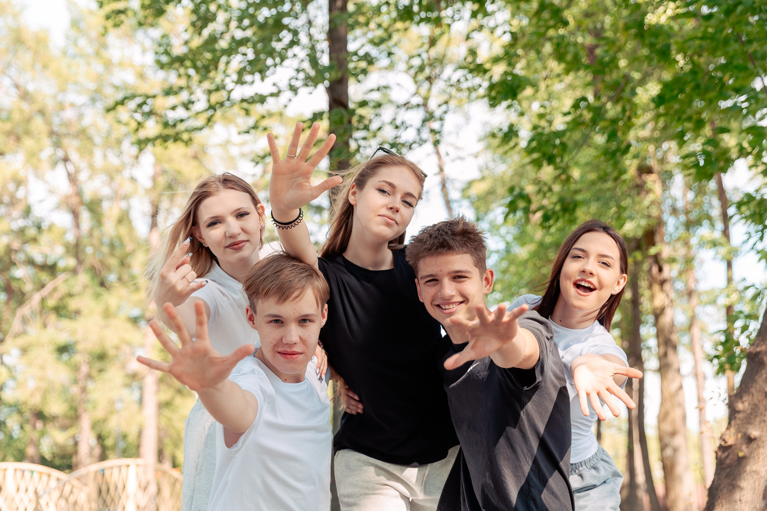 Позирование группы. Выпускные альбомы для детского сада и школы