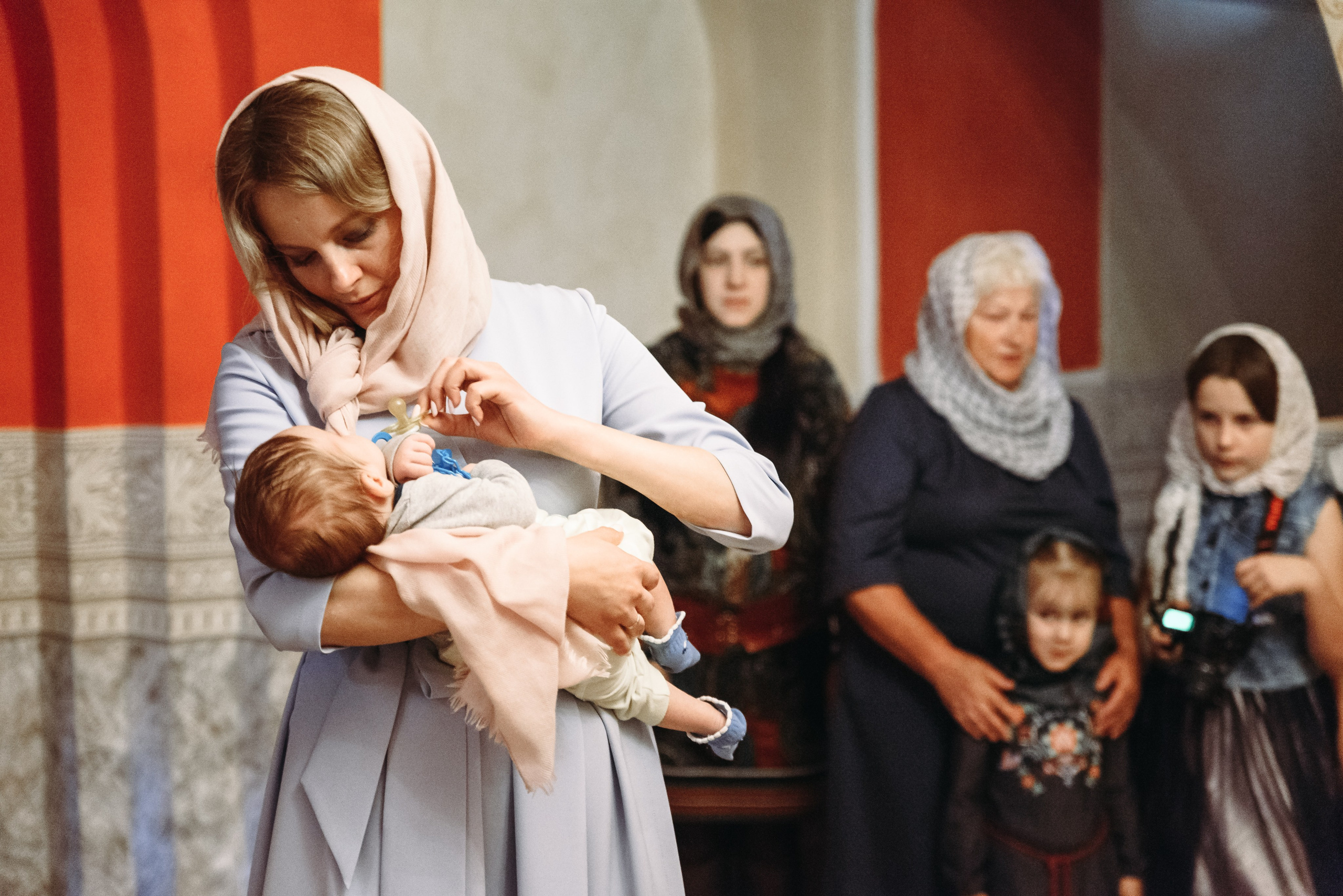 Фотосессия крещения в Минске. Церковь в Уручье. Свадебный и семейный фотограф в Минске Филиппович Александр