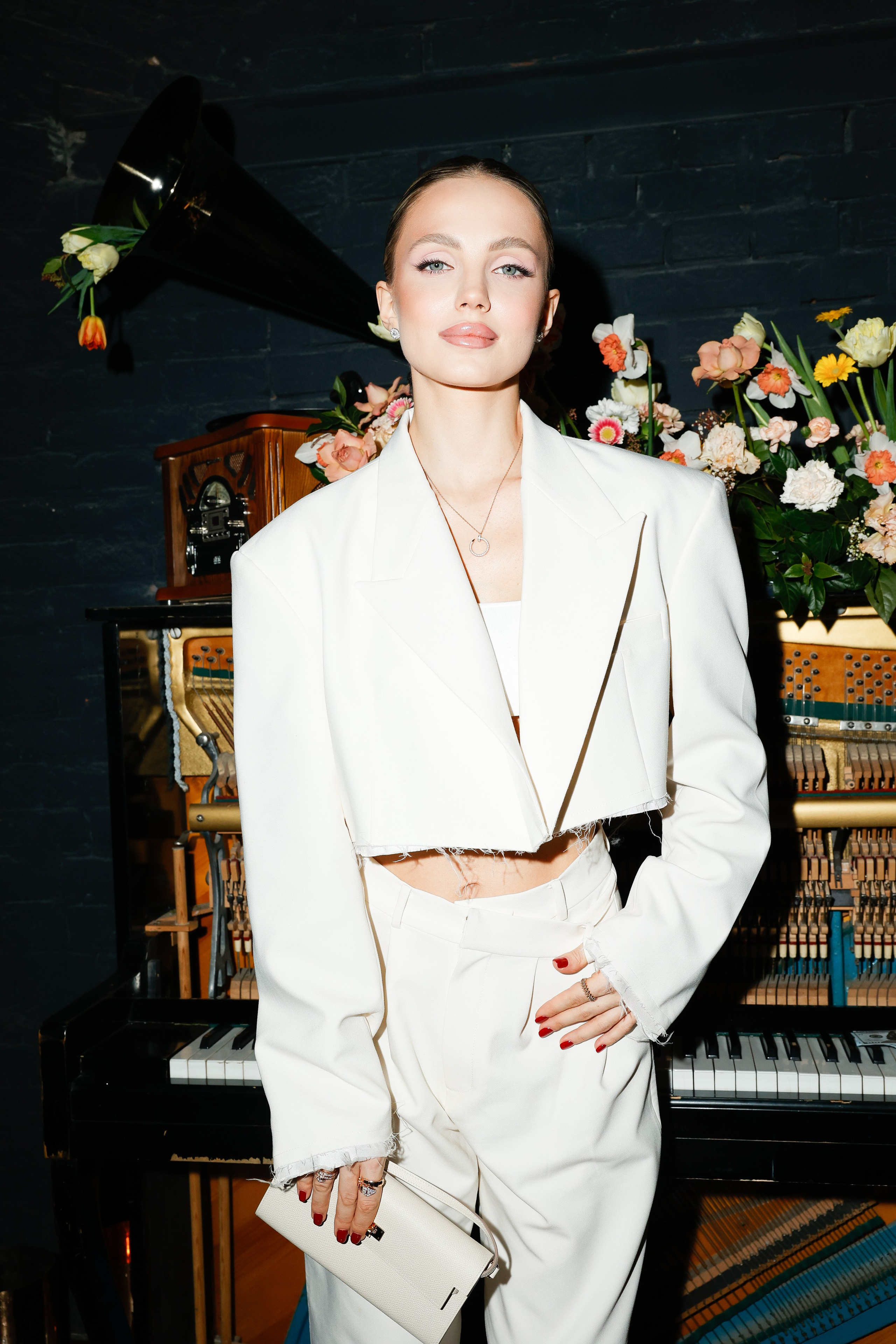 ДИМА ЕРМУЗЕВИЧ. Nikolskayasecular