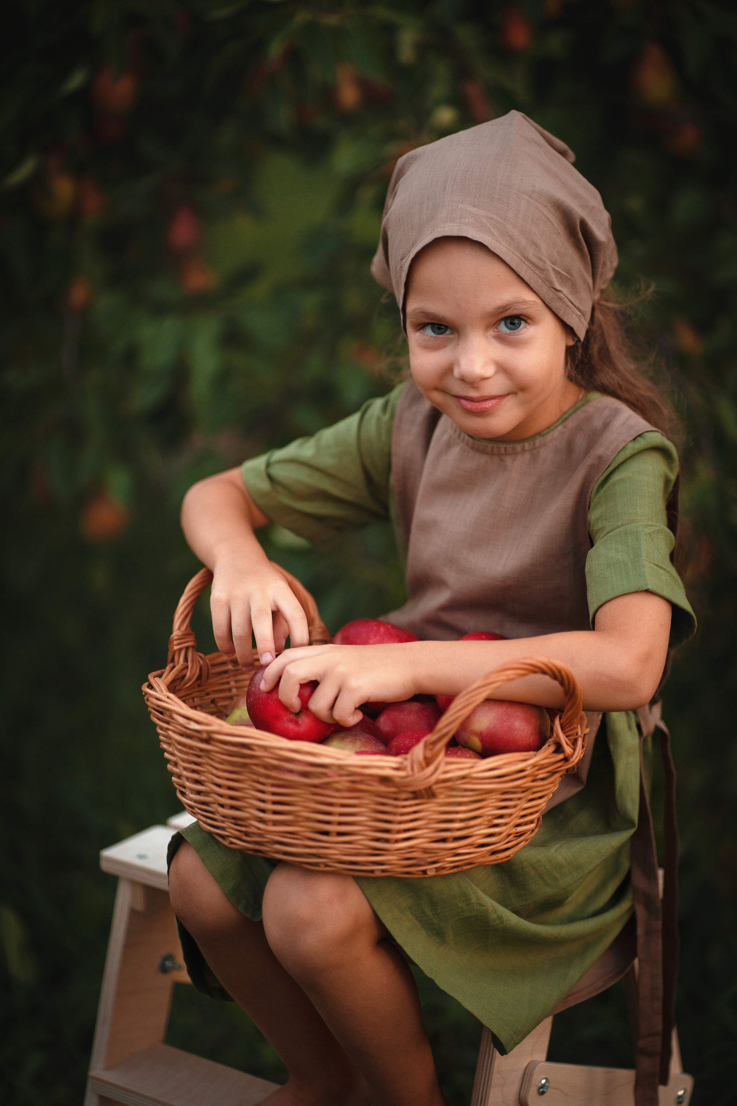 Яблочное изобилие. Семейный и детский фотограф Мария Лютикова