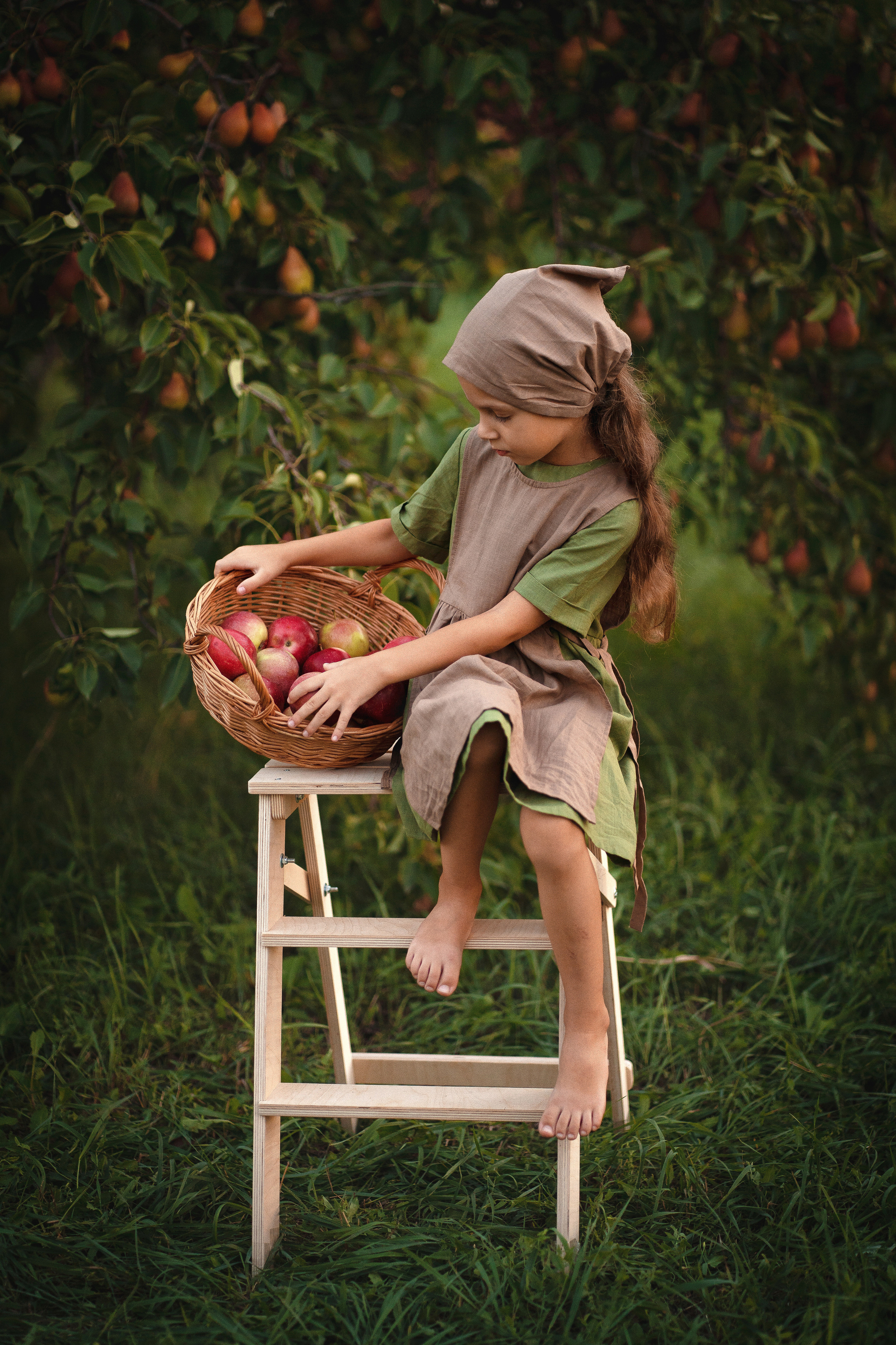 Яблочное изобилие. Семейный и детский фотограф Мария Лютикова