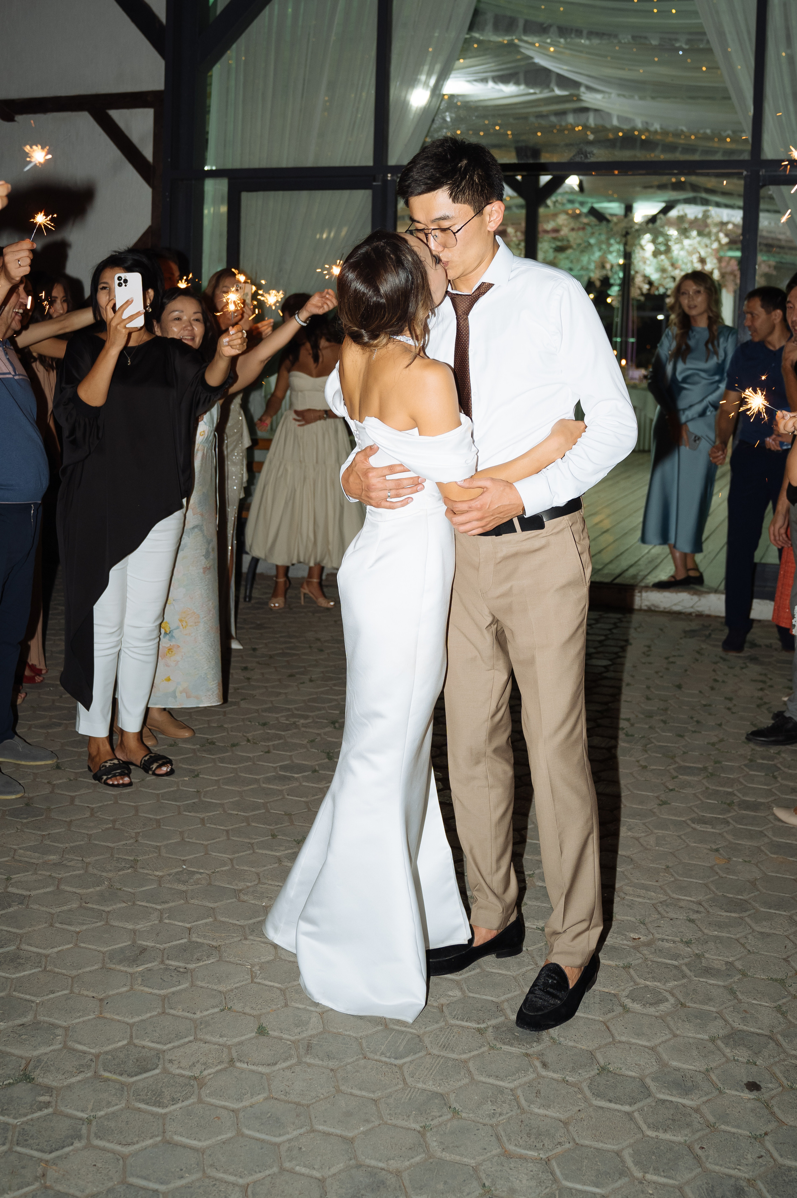 Дархан и Динара. Свадебный фотограф Диана Грицай