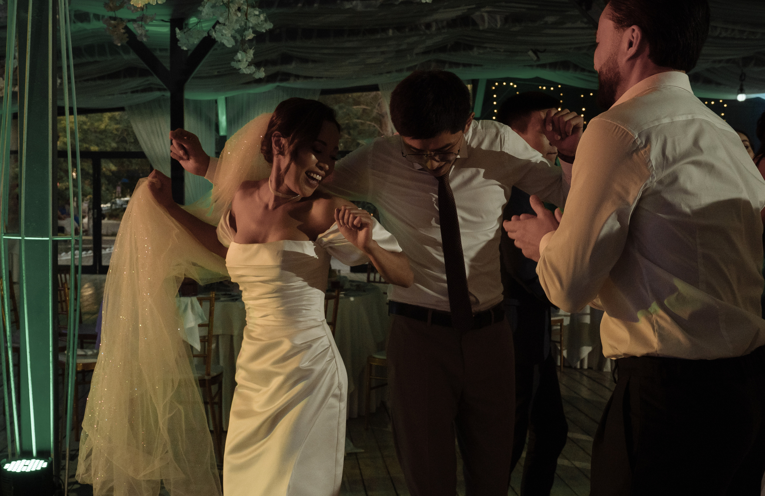 Дархан и Динара. Свадебный фотограф Диана Грицай