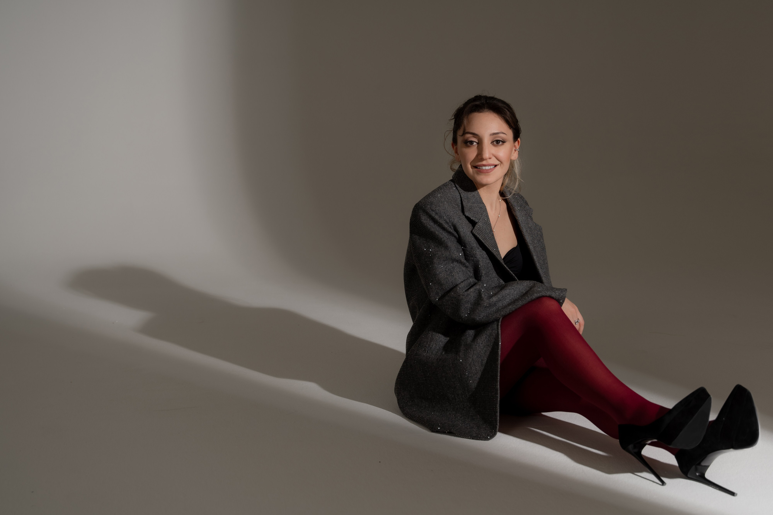 Фотосессия в студии «Классическая женственность». Портретный и свадебный фотограф Алла Карени Москва