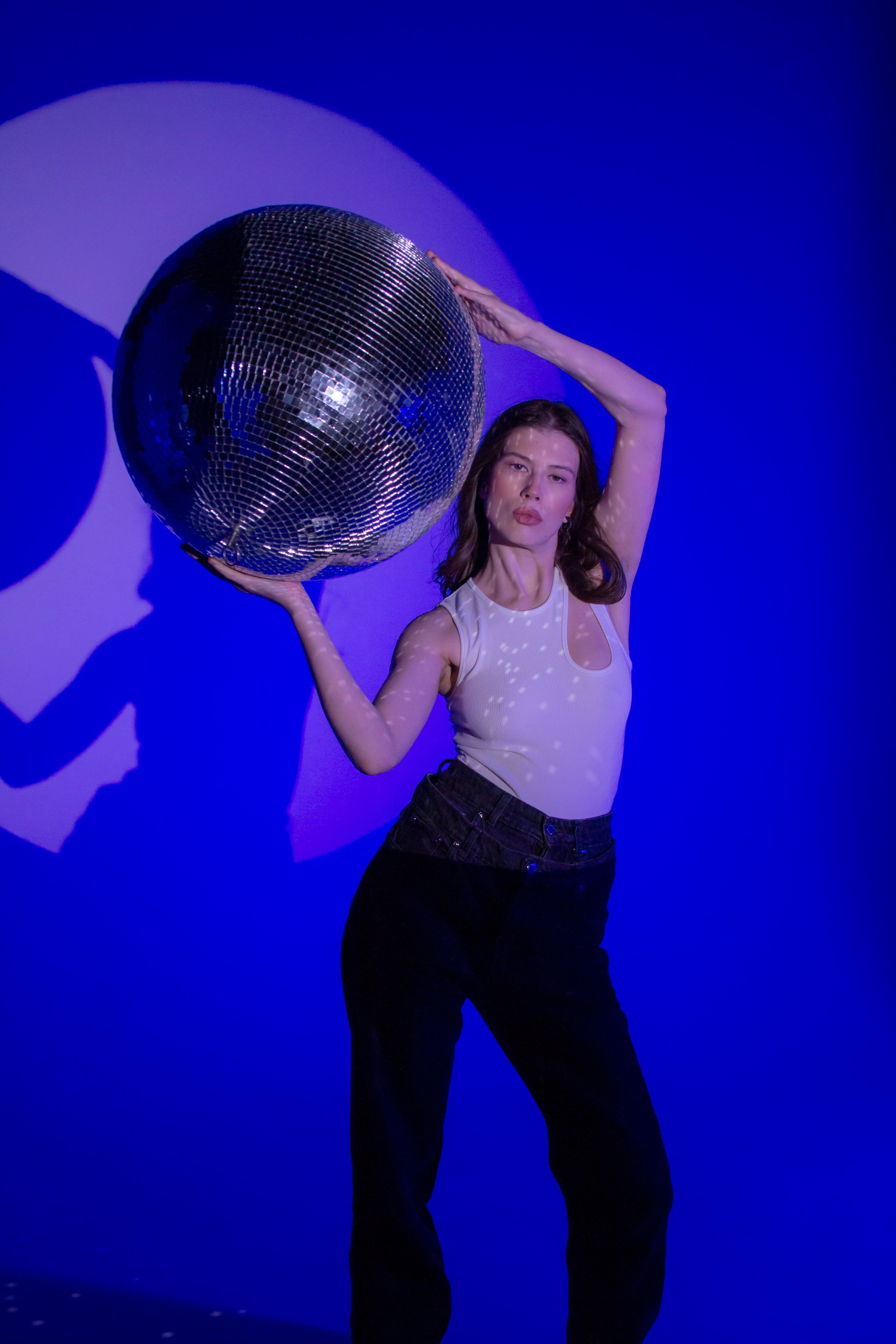 С дискошаром. Портретный фотограф в Москве и Московской области Гнутиков Сергей