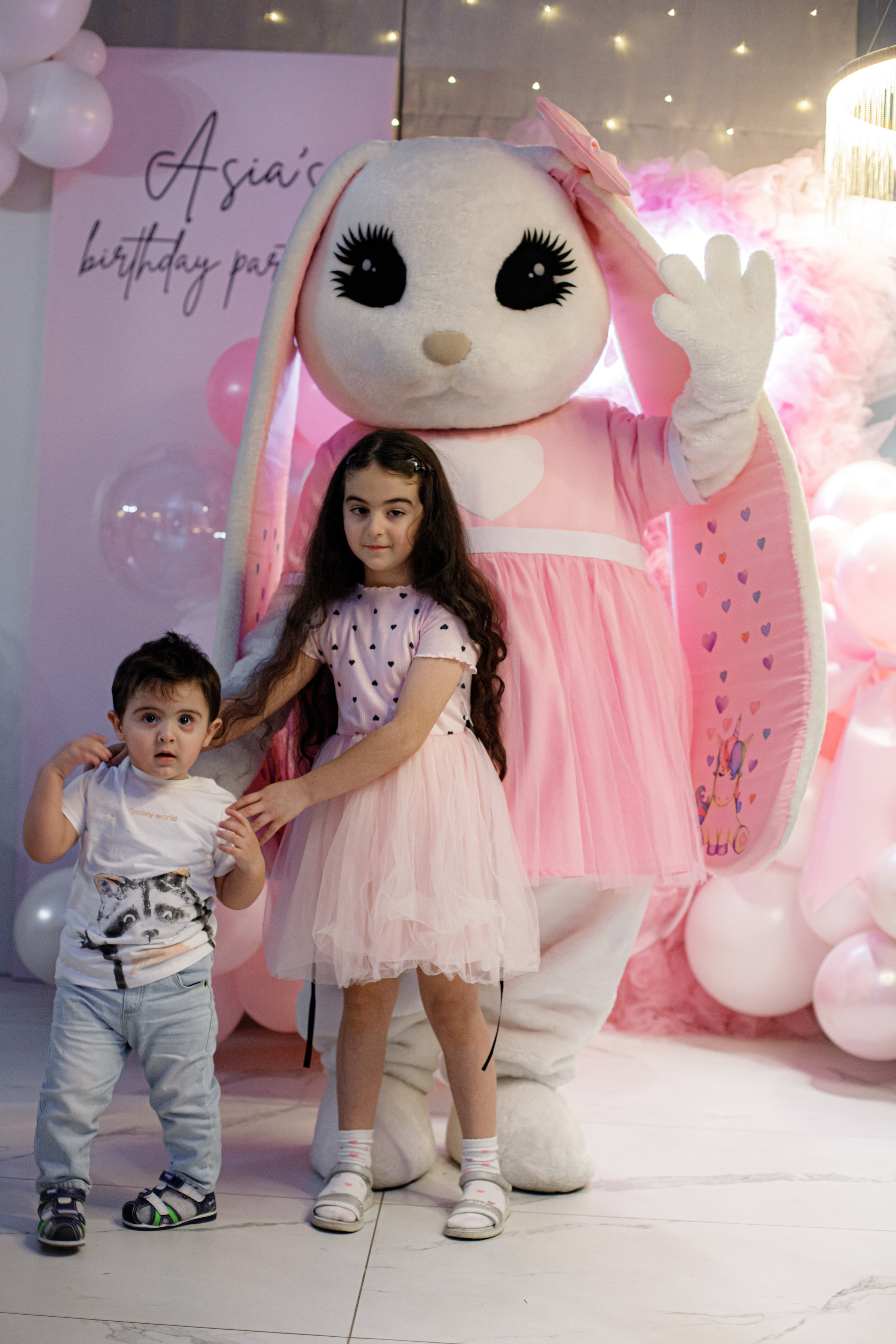 ASIA'S BIRTHDAY PARTY. Photokarish