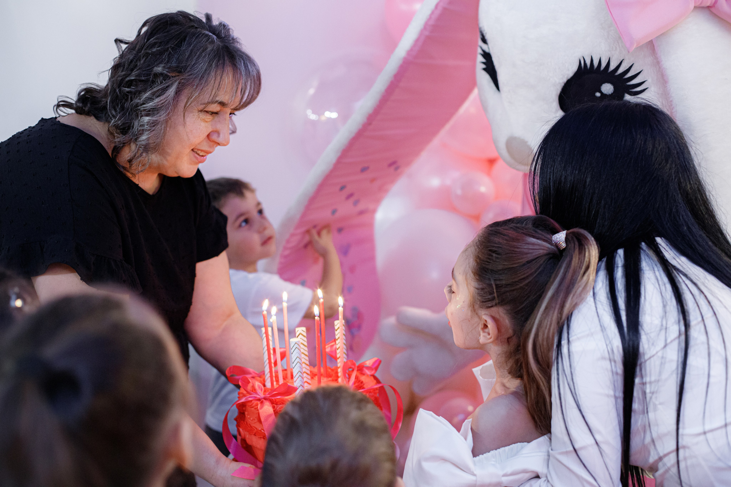 ASIA'S BIRTHDAY PARTY. Photokarish