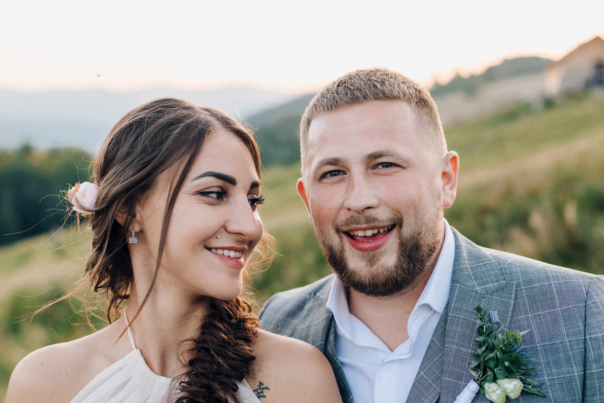 Александра и Евгений (Свадьба высоко в горах). Семейный фотограф в Минске Саша Павлюк