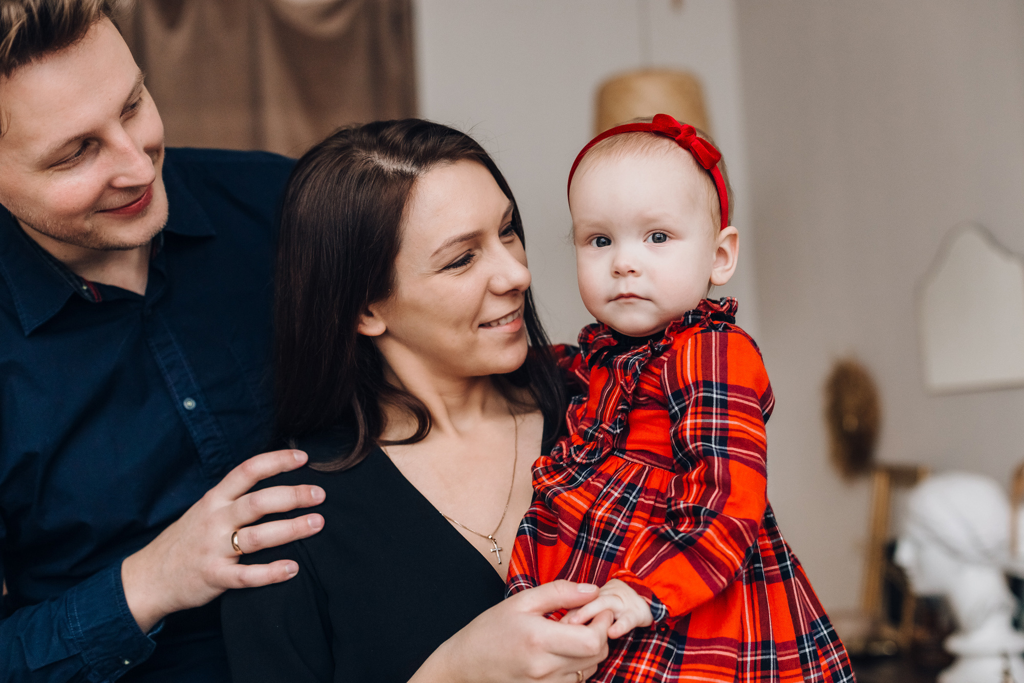 Оля, Алексей и Соня (новый год 2020). Семейный фотограф в Минске Саша Павлюк